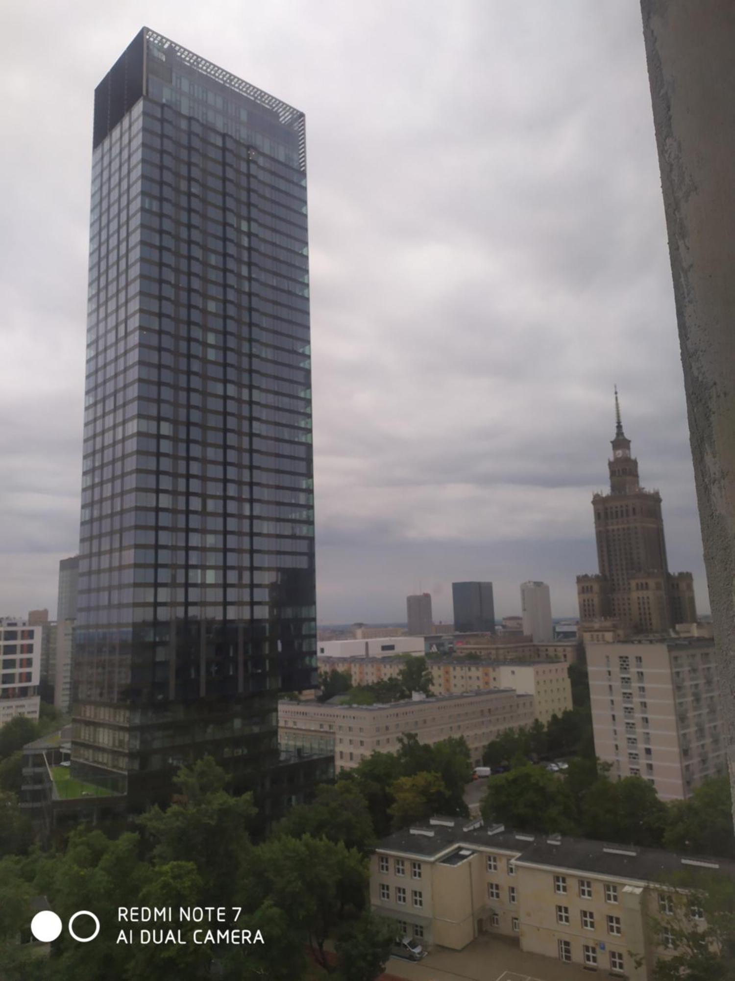 Center 3 Bedroom Apartament Warszawa