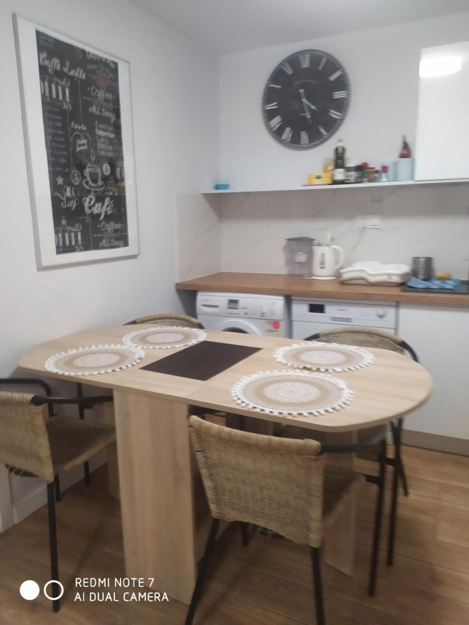 Center 3 Bedroom Apartament *