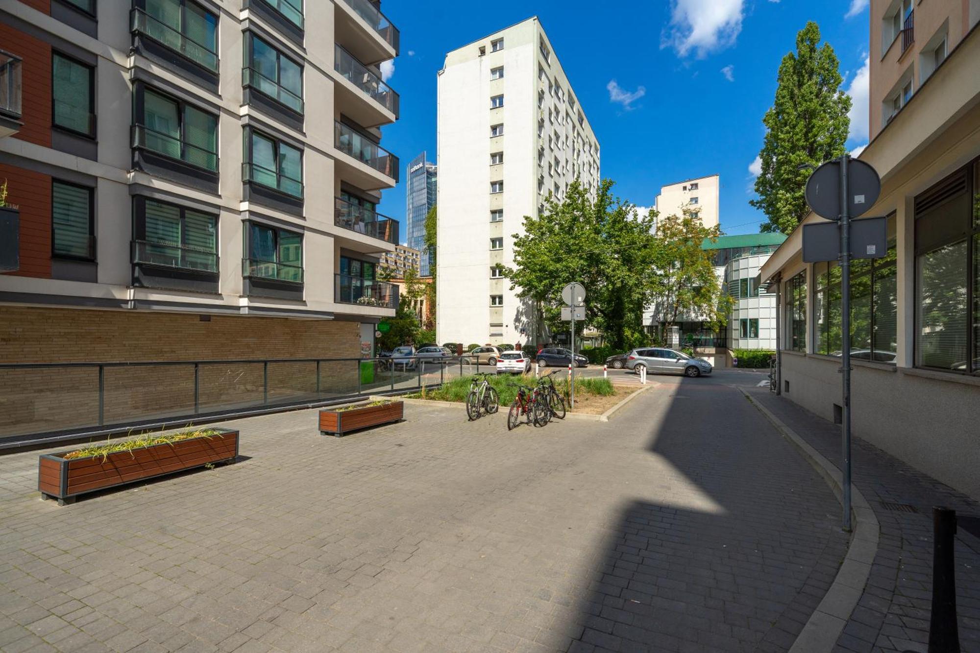 Wola - Balcony&workspace - By Rentujemy Warszawa