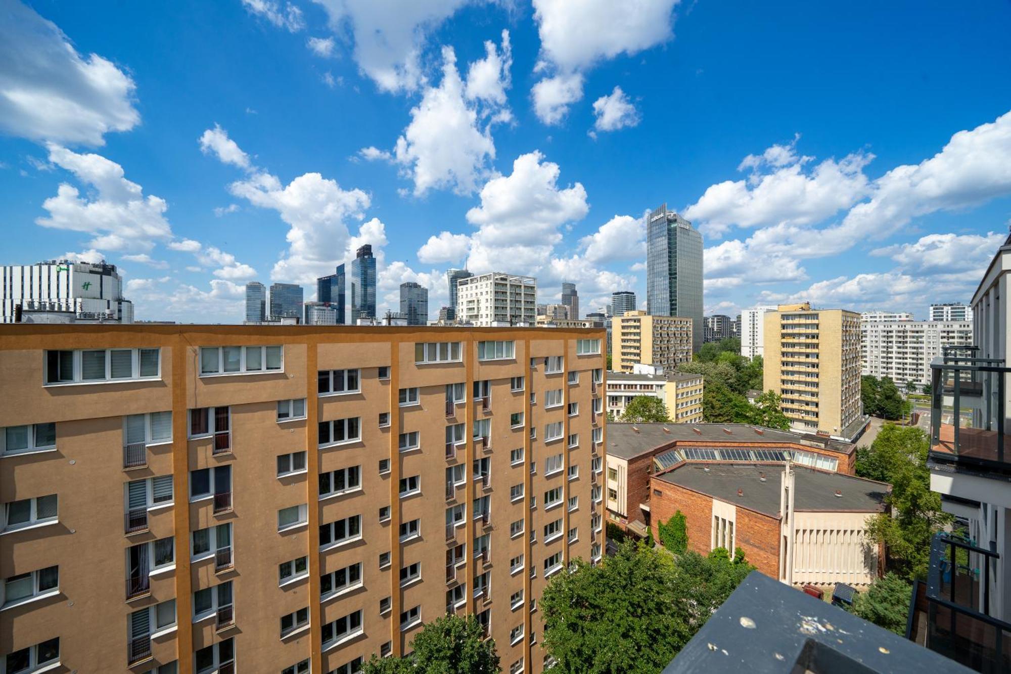 Apartament Wola - Balcony&workspace - By Rentujemy *