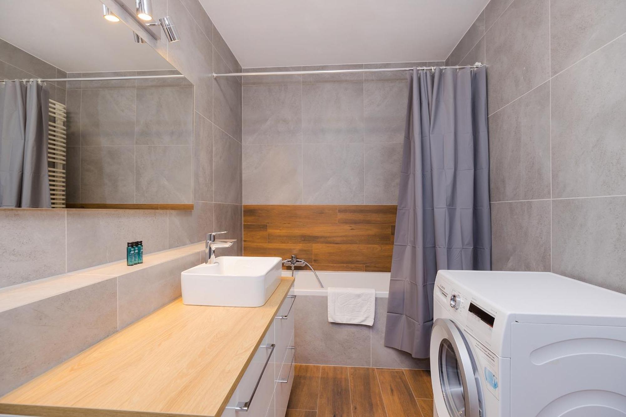 Shortstaypoland Tomcia Palucha B118 Apartamento Varsóvia