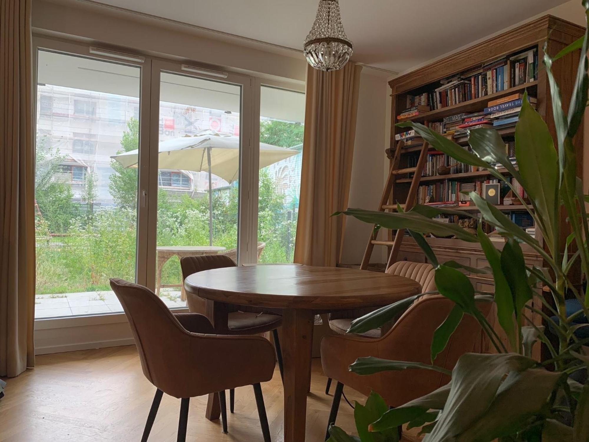 Wanderers Nest Apartment Warsaw