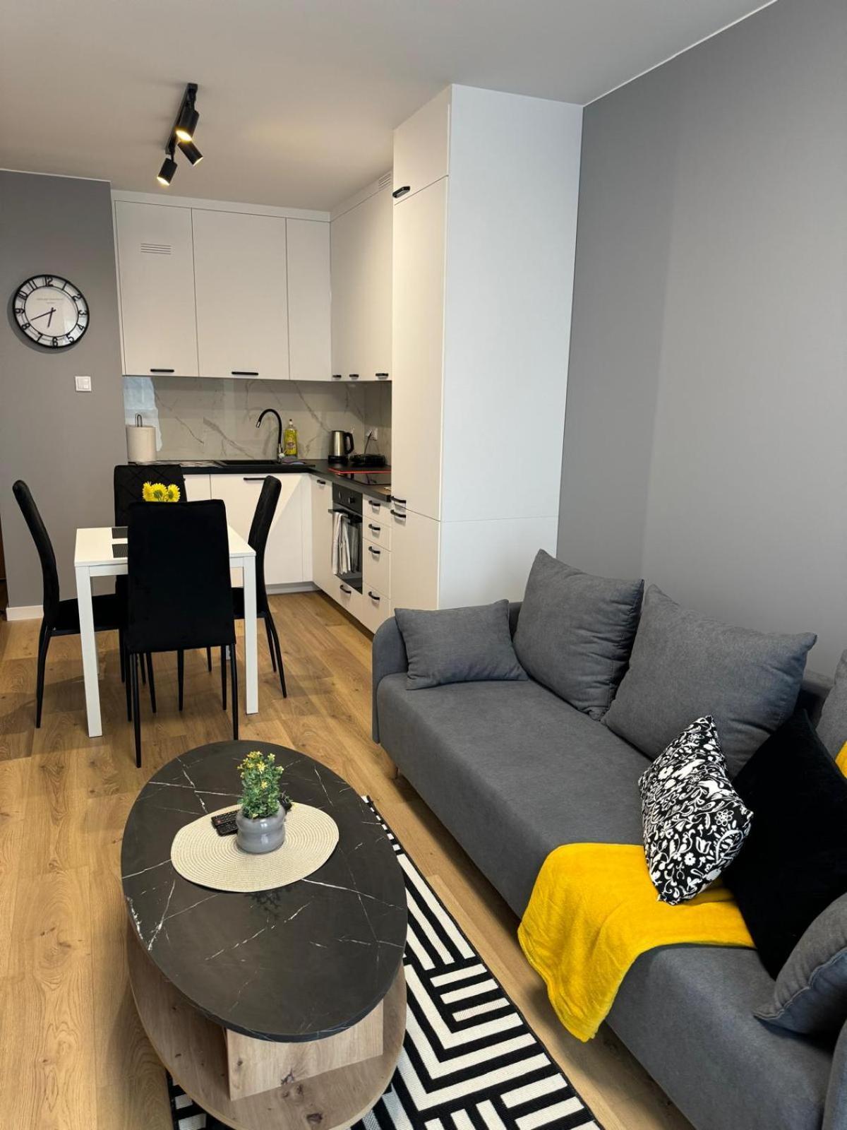 Apartament Grey 2 Pokojowy Z Balkonem W Warszawie
