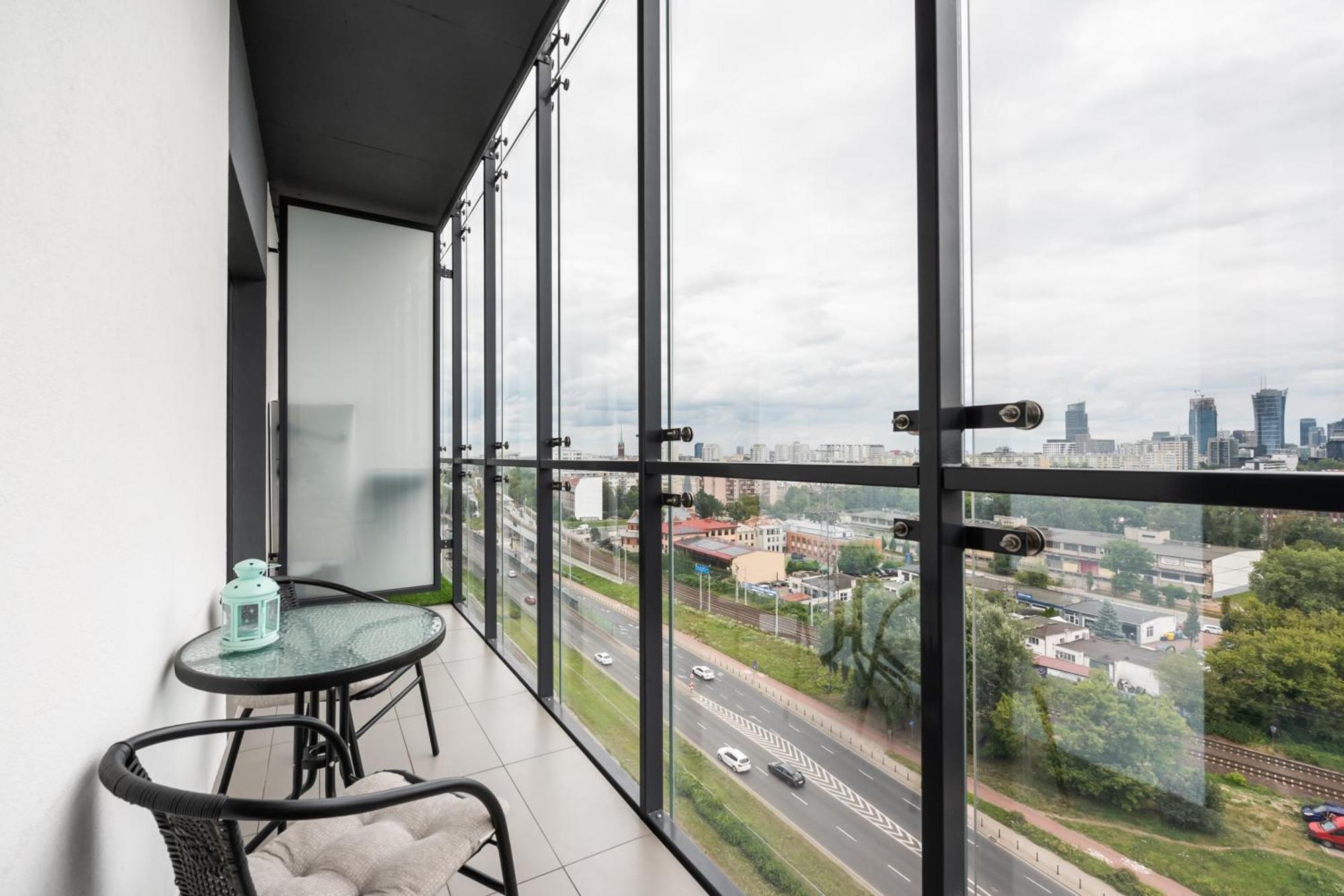 Apartment Prymasa Tysiaclecia Comfort Warsaw