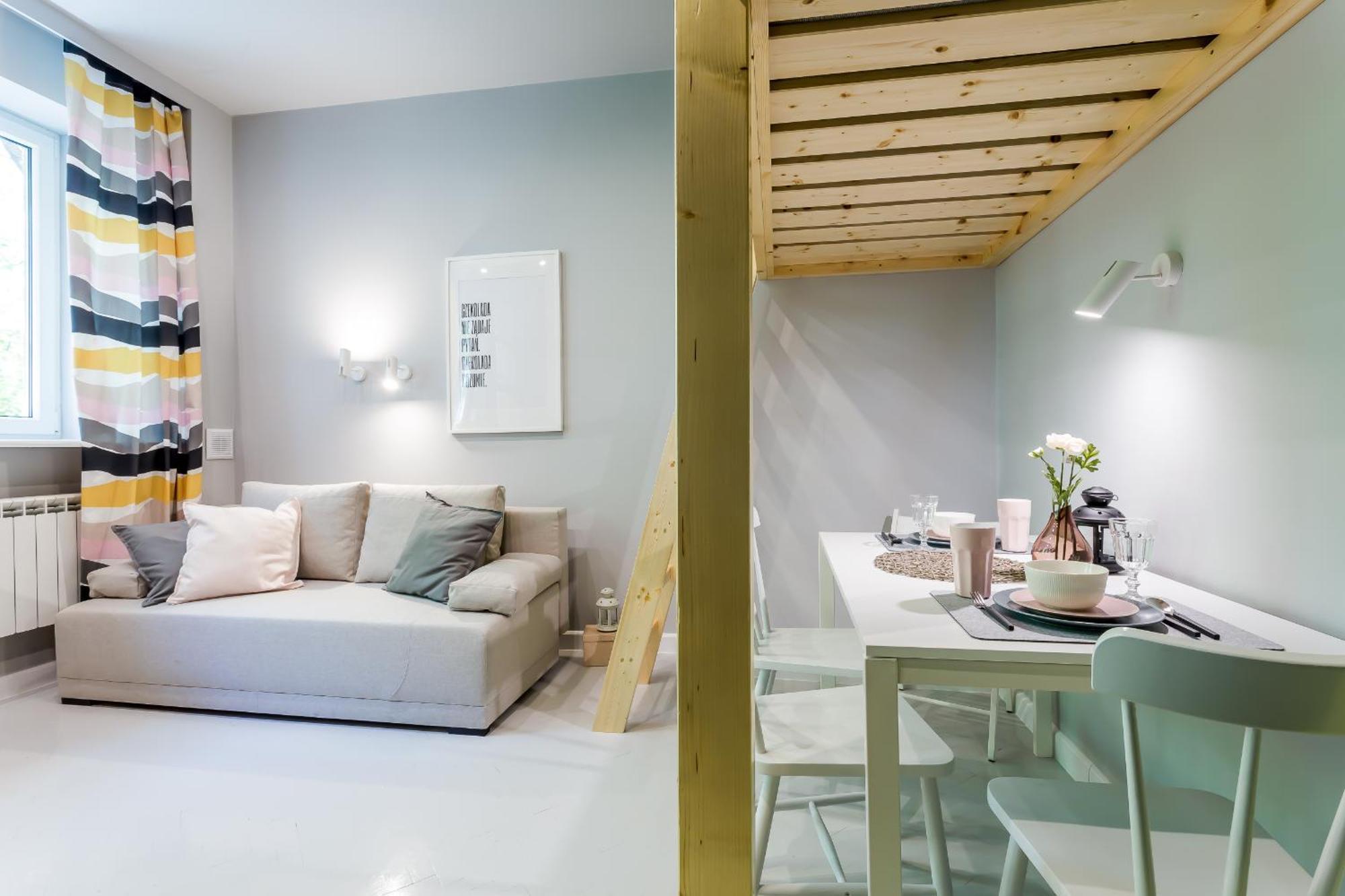 Powisle Vistula River/old Town- With A Mezzanine Apartment