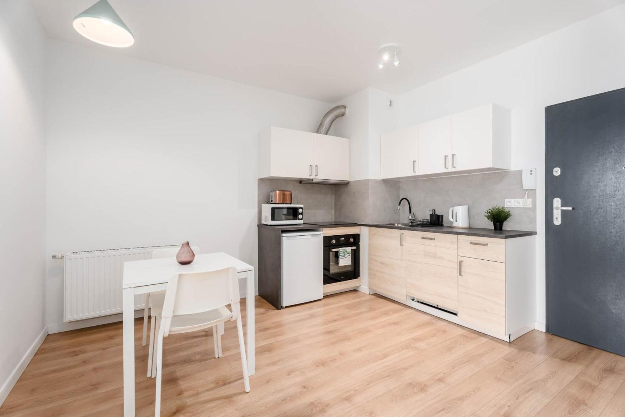 Apartment Enjoy! Marywilska Warsaw