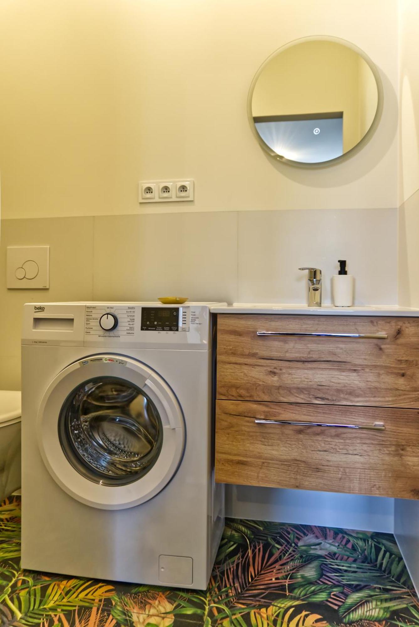 Apartment New! Center Boya Warschau