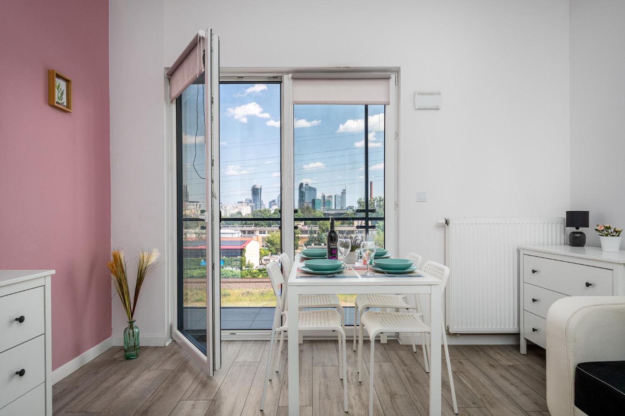 Apart D&k Free Parking Aleja Prymasa Tysiaclecia 83a Warsaw