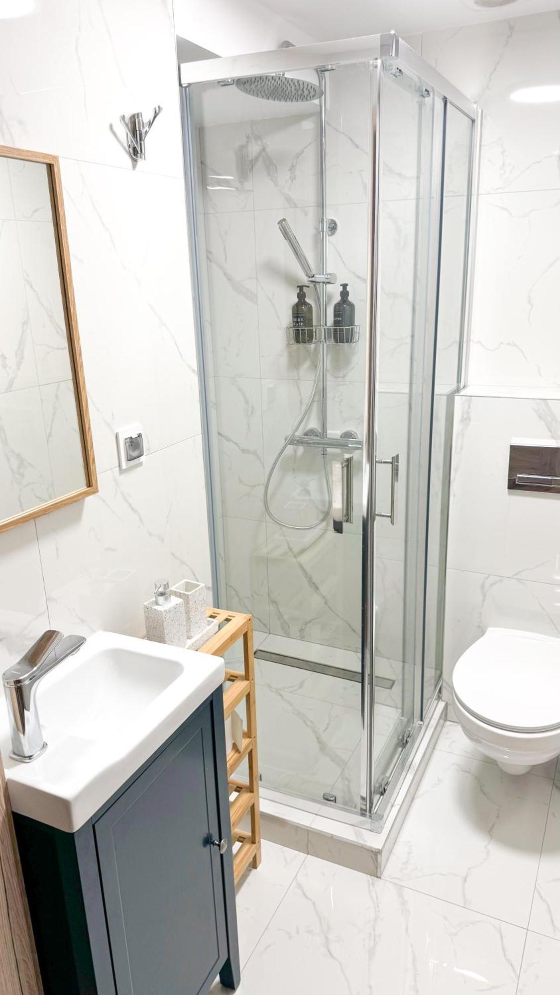 A1 - Kings Big - Haven - Two Shared Bathrooms * Warsaw
