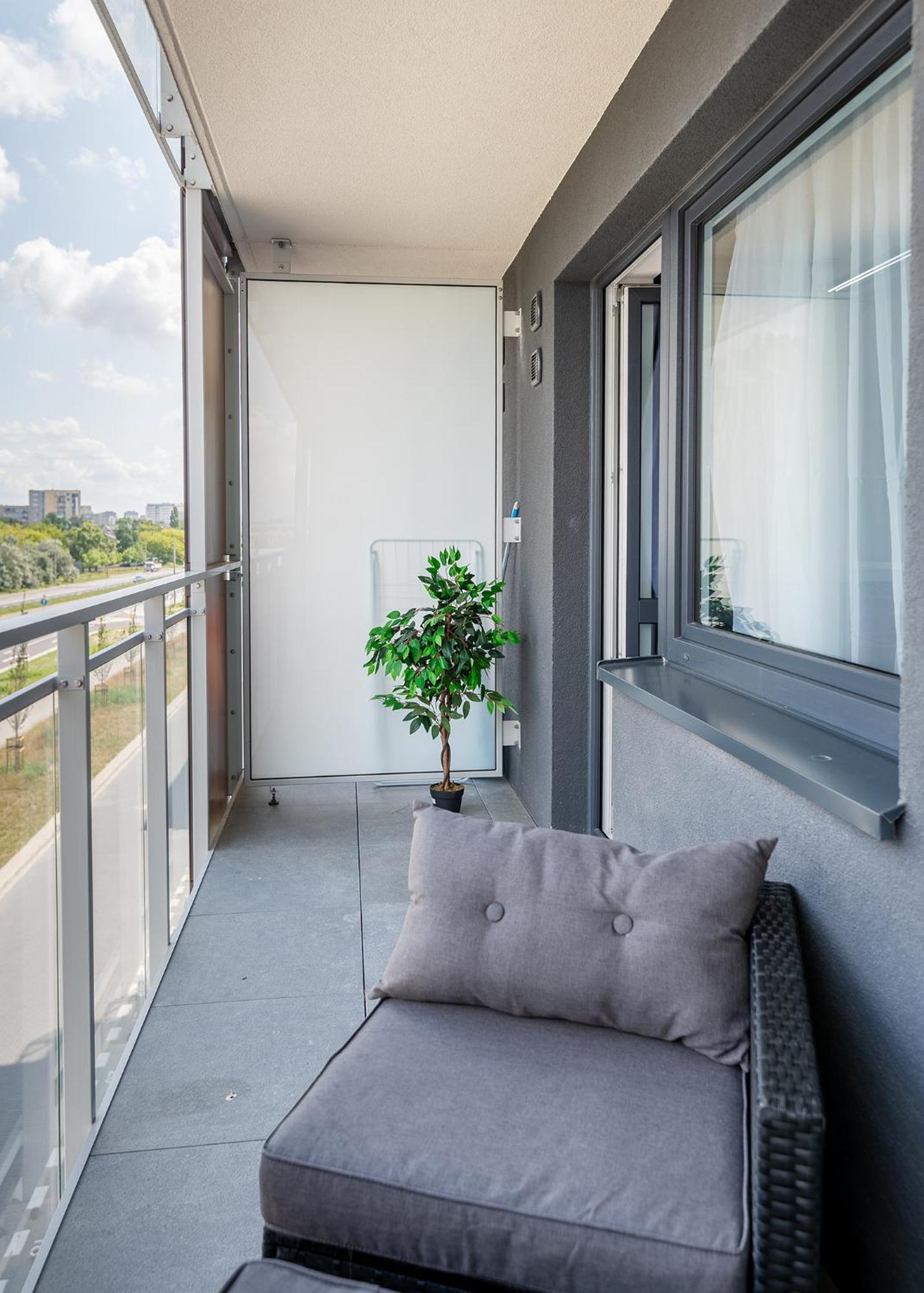 Rentplanet - Pileckiego * Warsaw