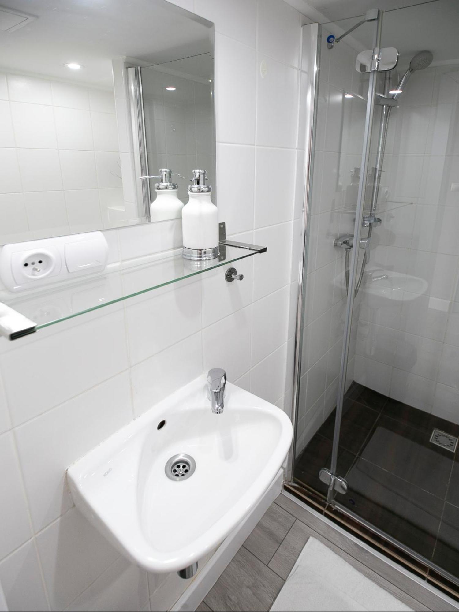 Krakowskie Przedmiescie Apartment Warsaw