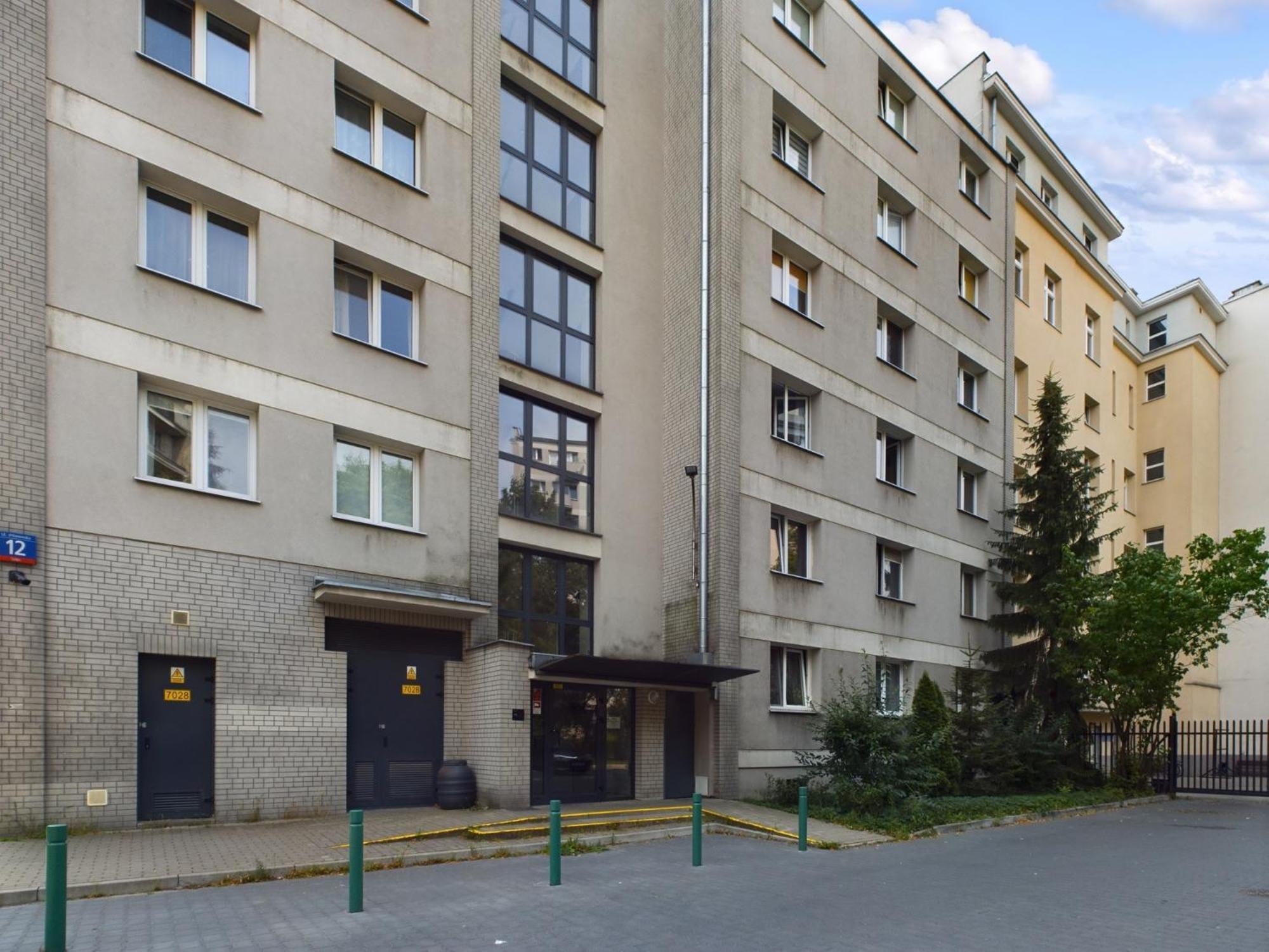 Unique For 2 People Wilanowska In By Renters Apartment *