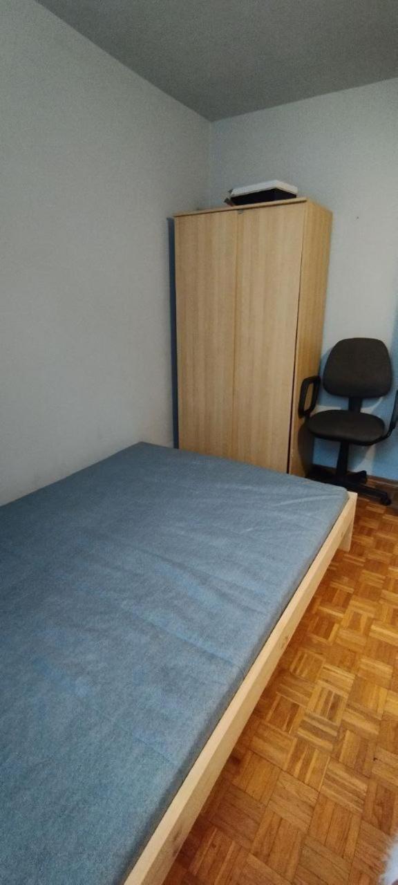 To Close * Warsaw