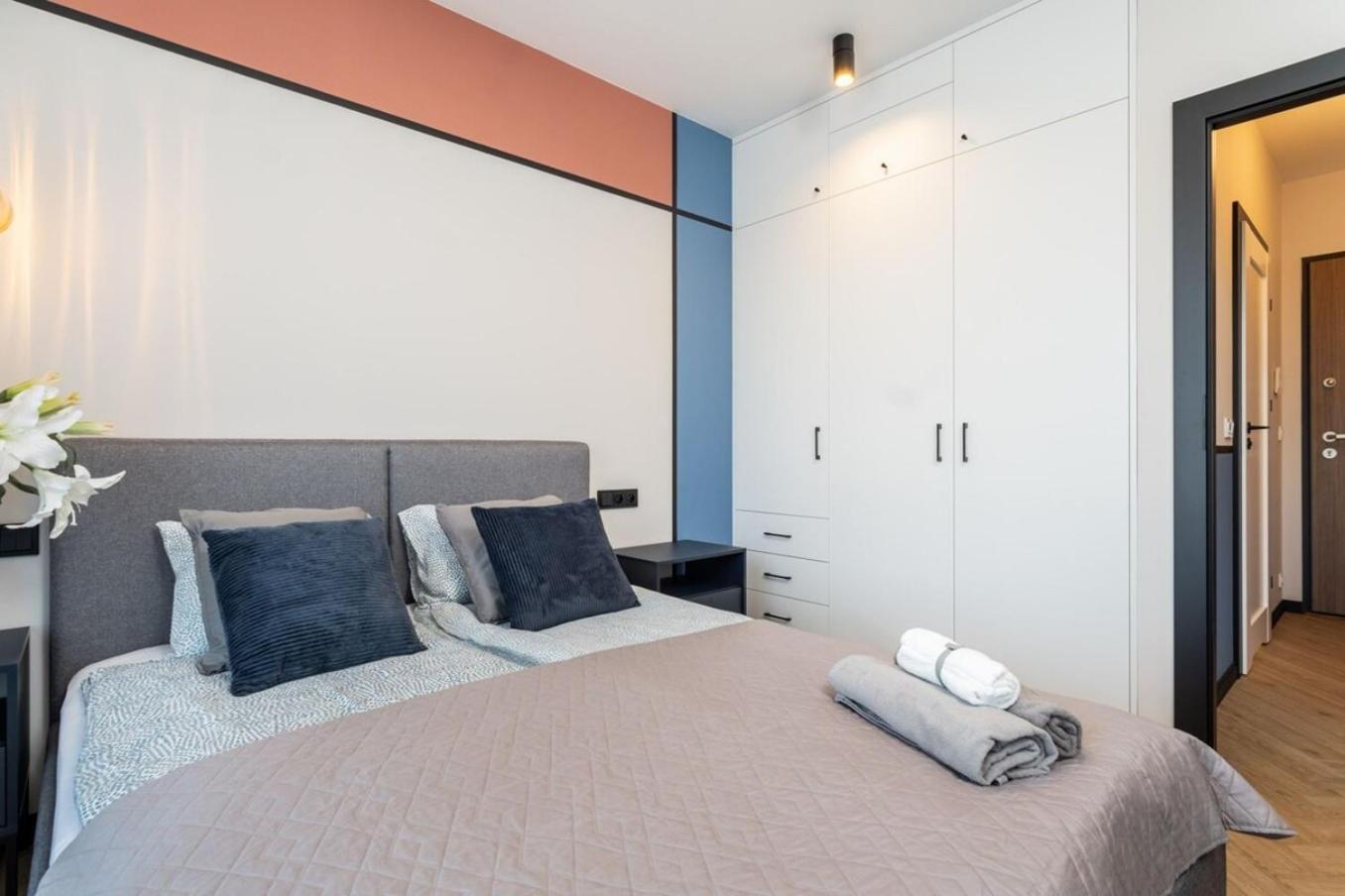 Soho View 1 Apartment