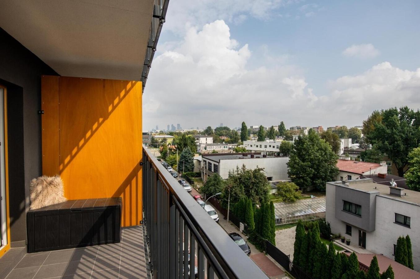 Apartment Wagonowa Premium Chopin Airport