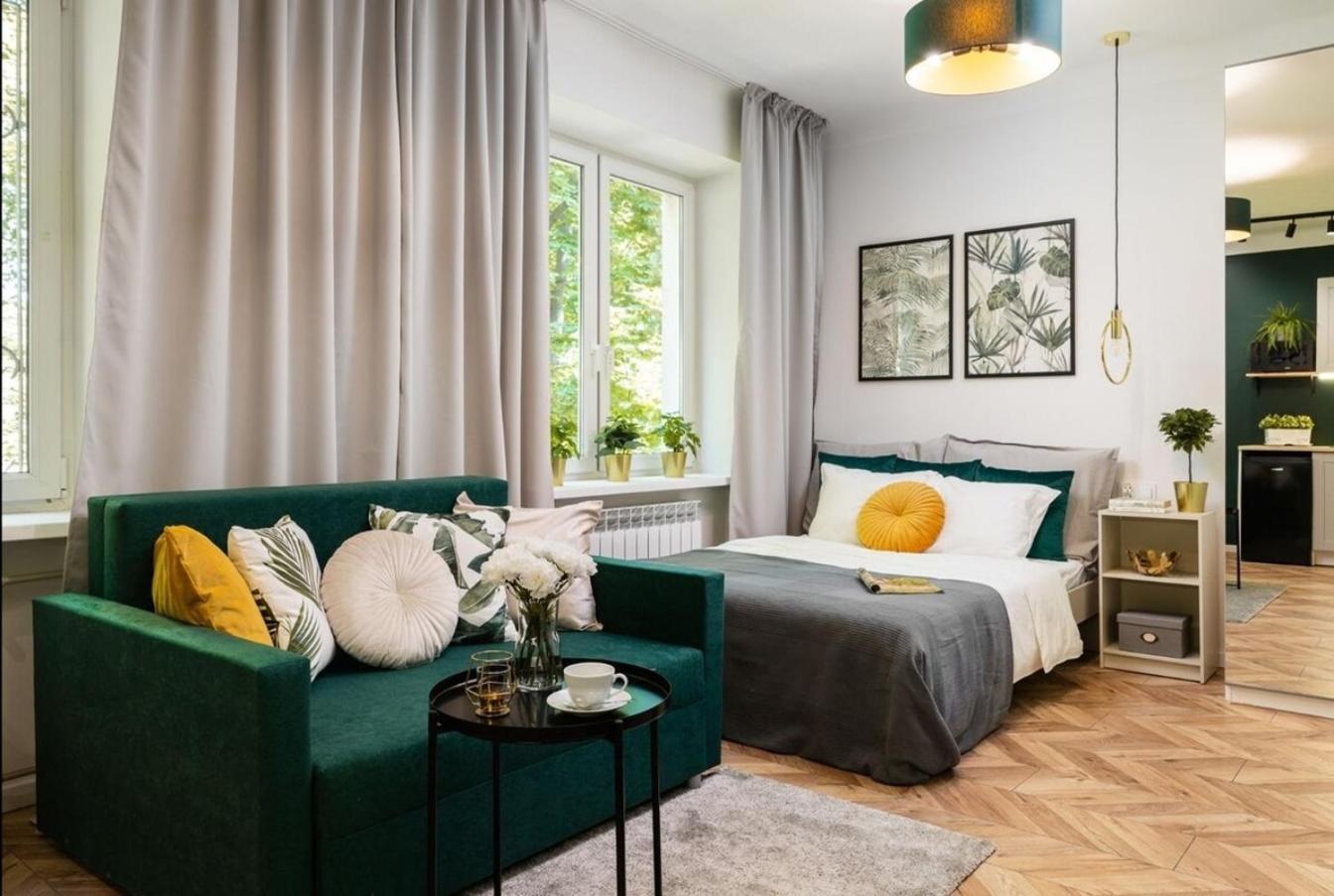 Walnut Delight A Stare Miasto * Warschau