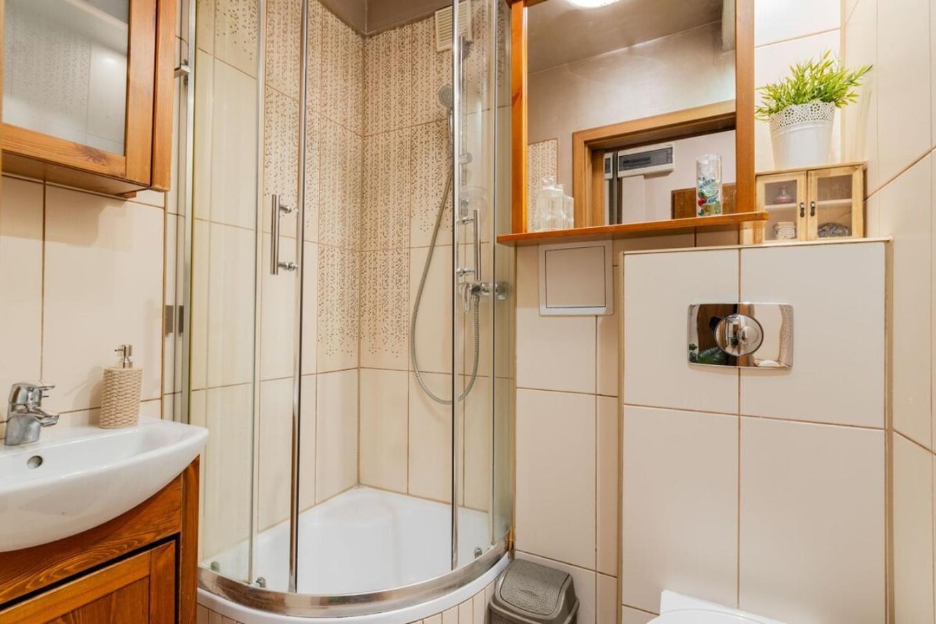 Jasmine Dolny Mokotow Apartment