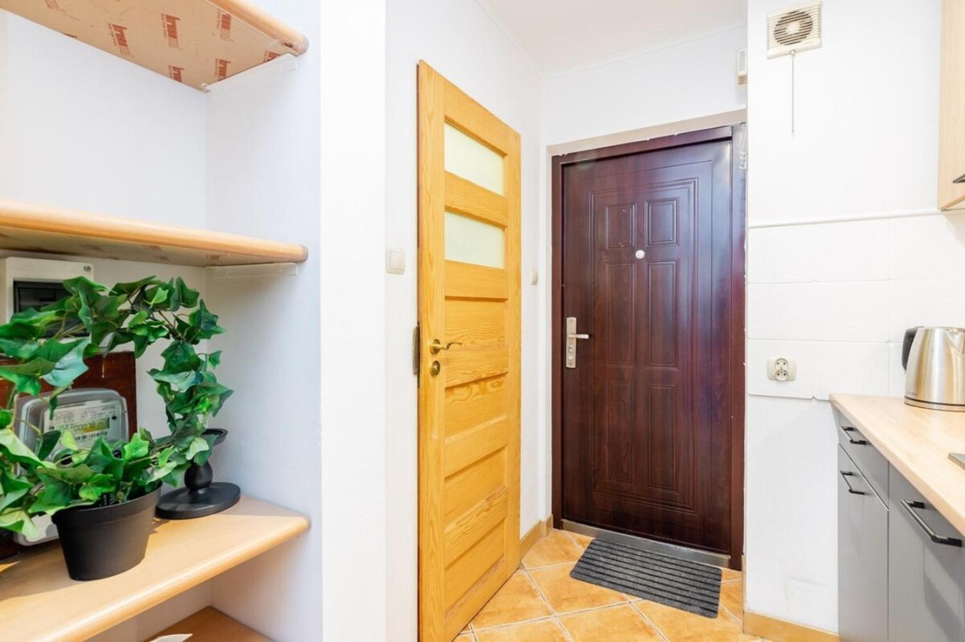 Cinnamon Metro Swietokrzyska Apartament Warszawa