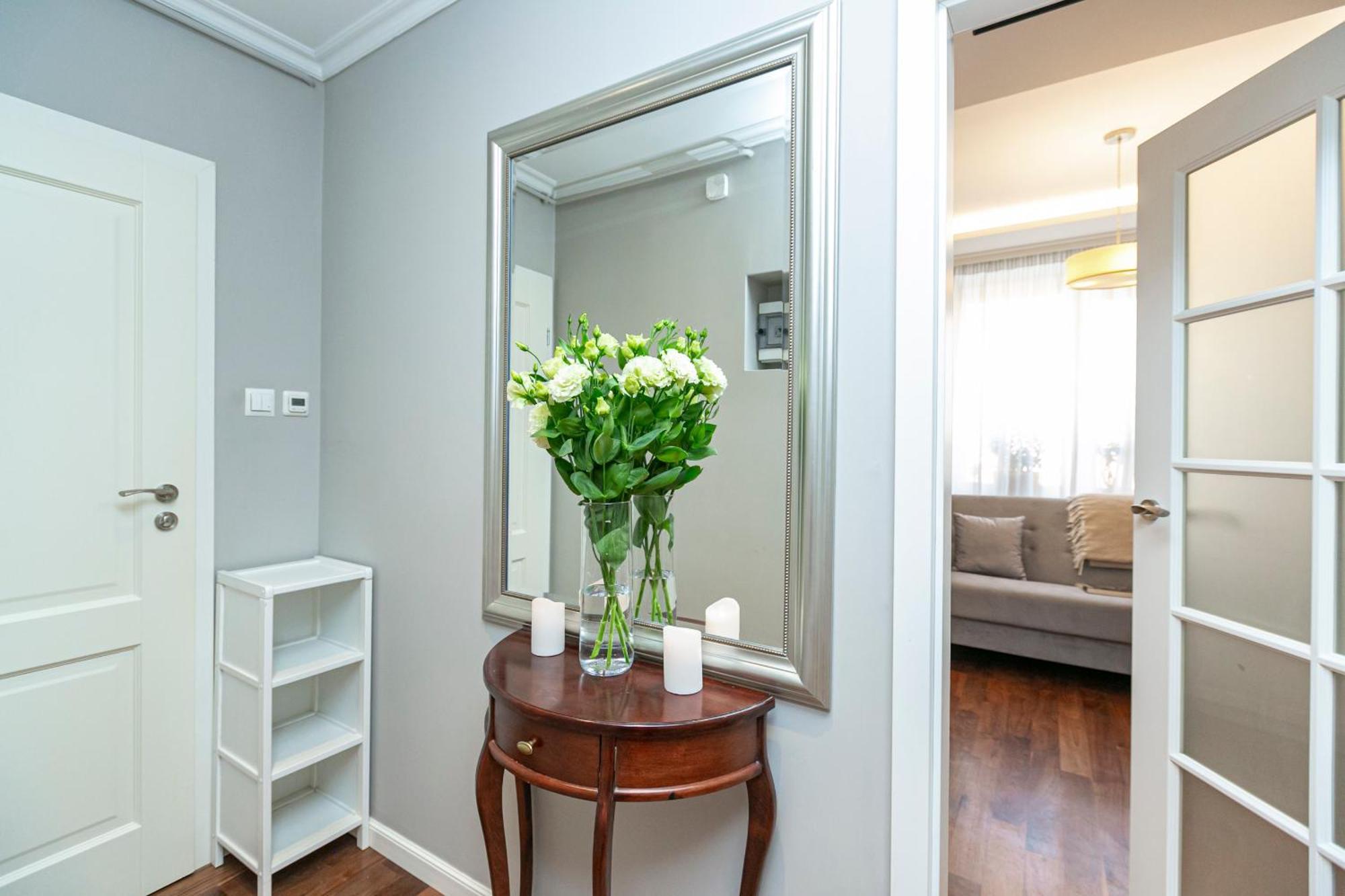 Wilcza 10 - Bezplatny Parking - Free Parking - Better Apartamento *