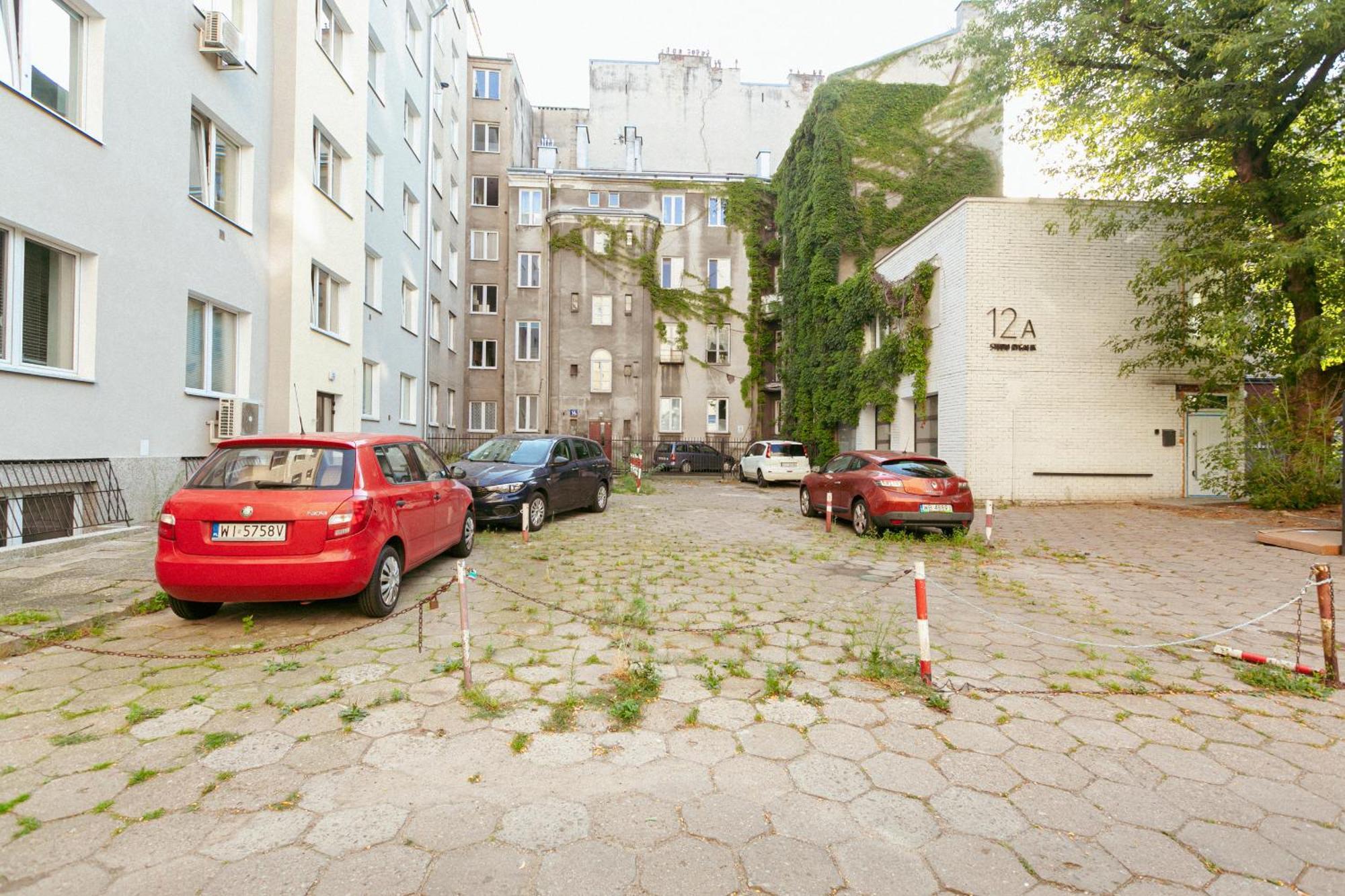 Wilcza 10 - Bezplatny Parking - Free Parking - Better Varsóvia
