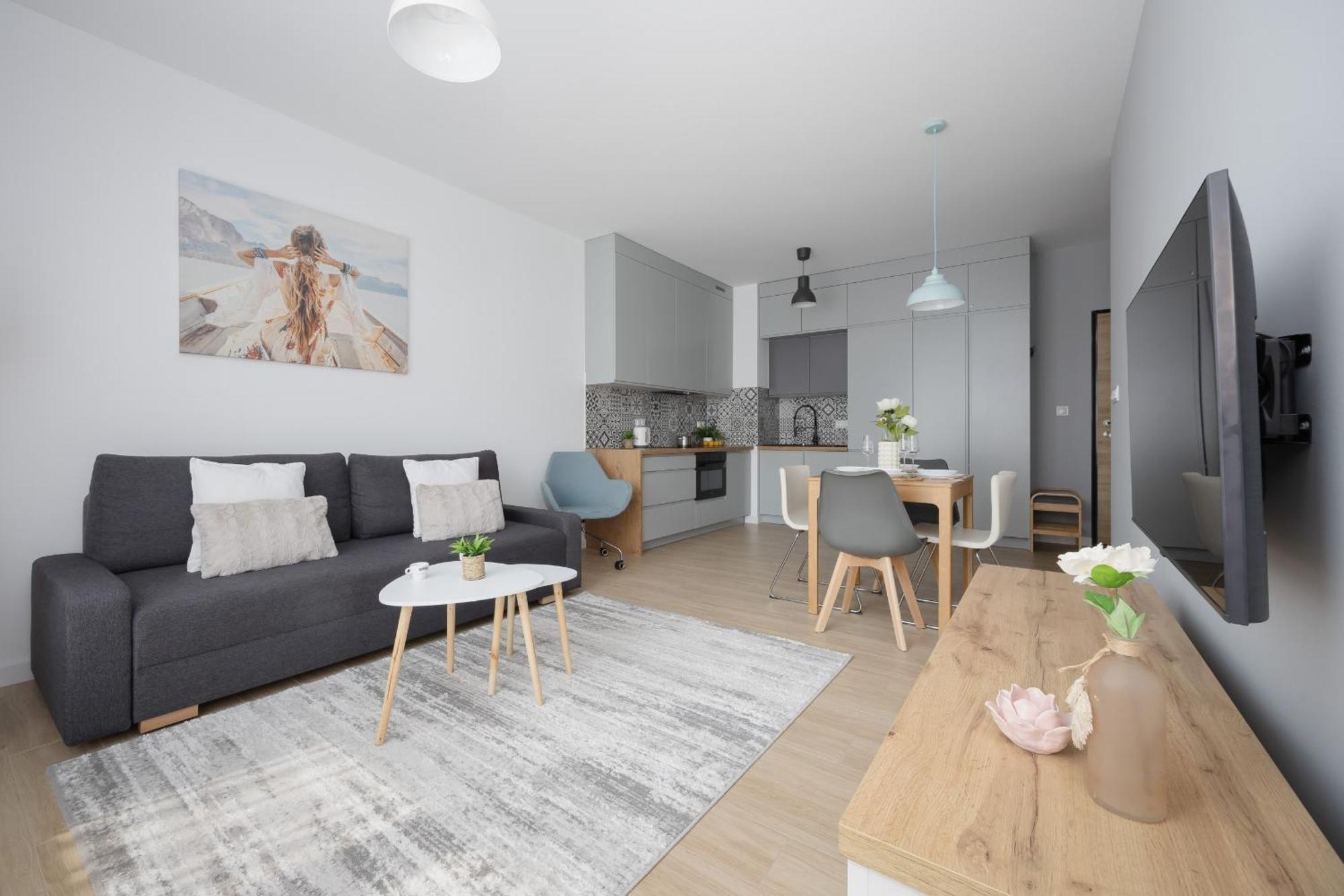 Metro Targowek One Bedroom For 4 With Furnished Balcony By Renters Apartament Warszawa