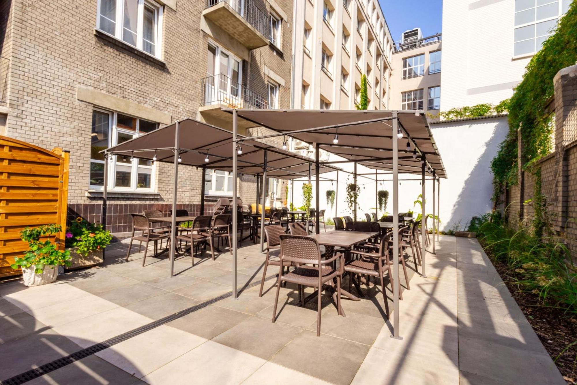 Aparthotel Stadion *