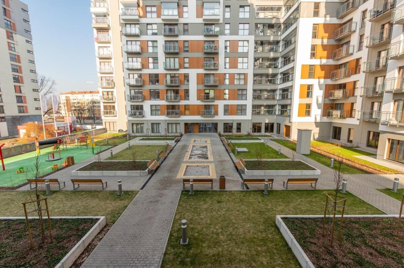 Woronicza Superb Mokotow *