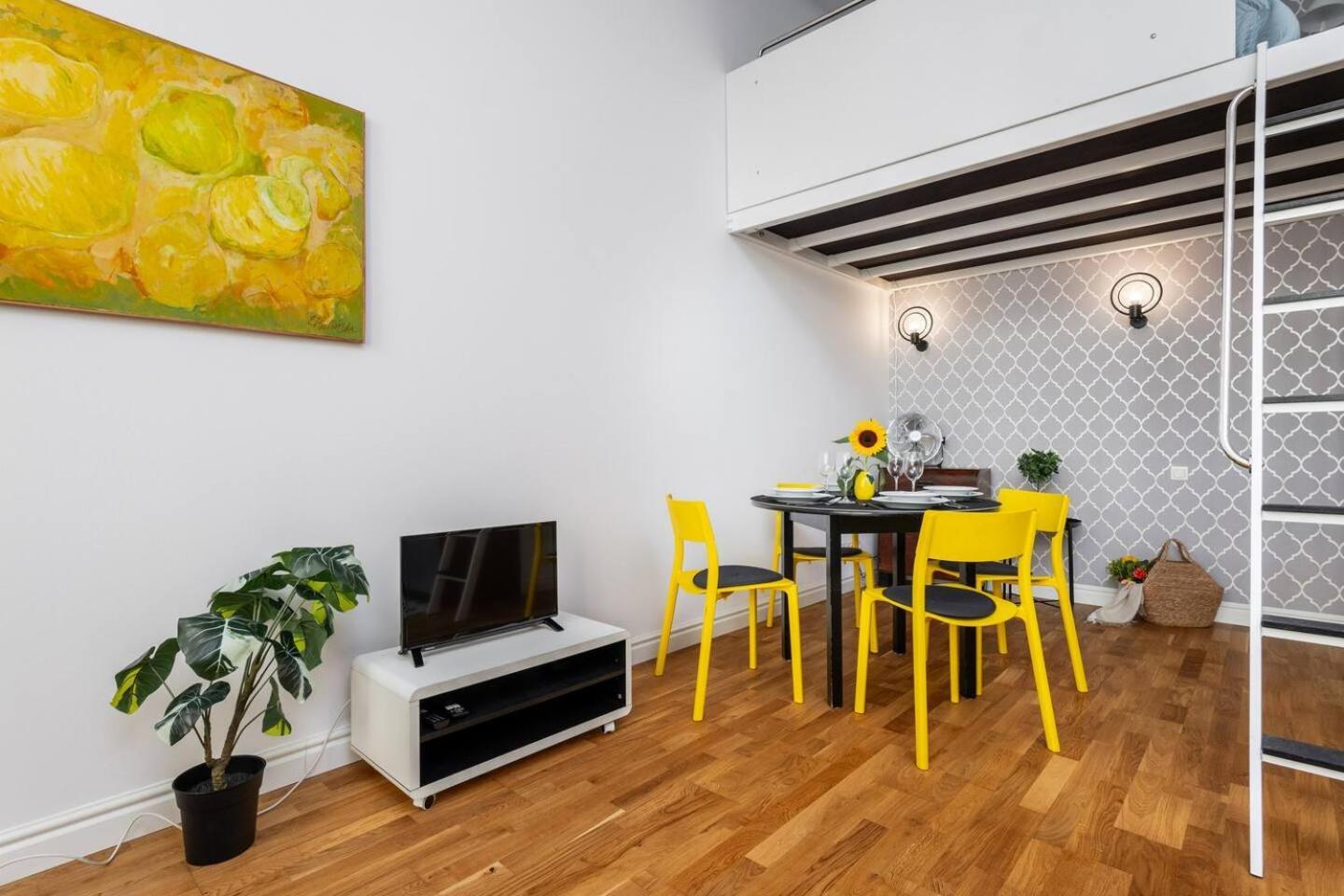 Lemon Drop Deluxe Praga Apartament