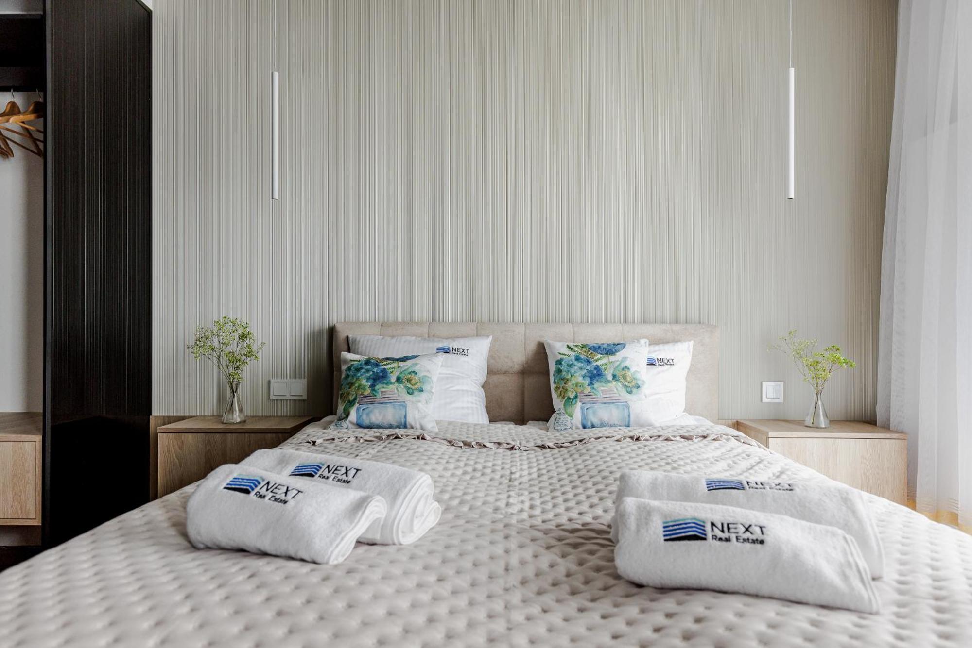 Apartment Emilii Plater Warsaw