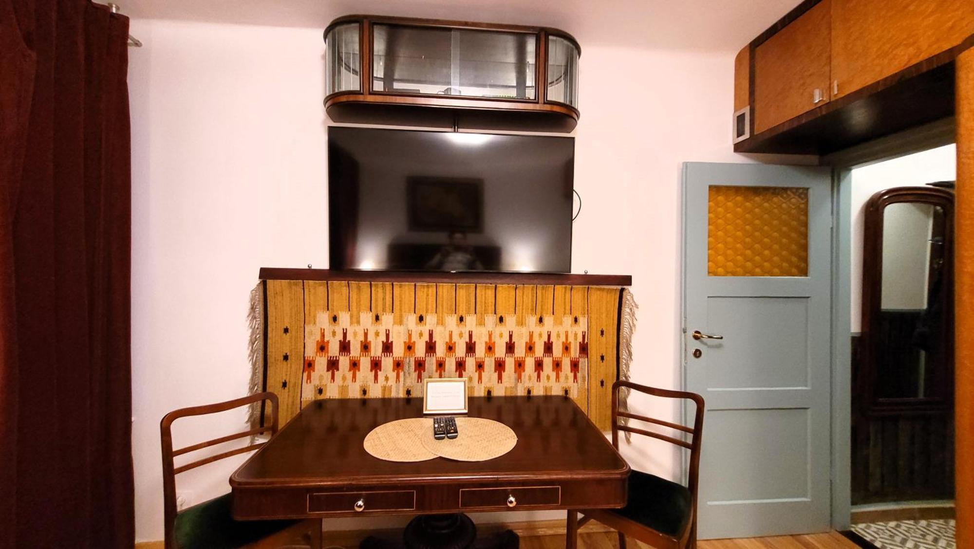 Balladyny7 Art Deco Swiatlowod Warsaw