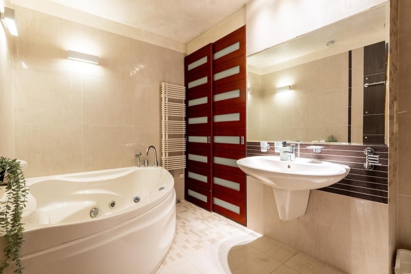Căn hộ Royal Retreat Luxury Lazienki Park *