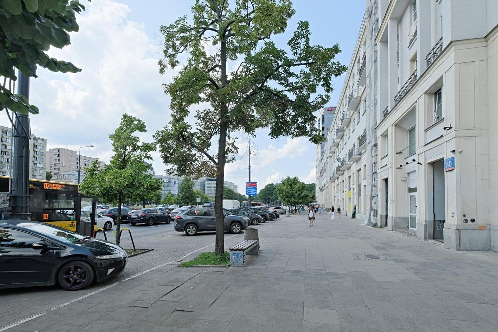 Center - Marszalkowska 140 *