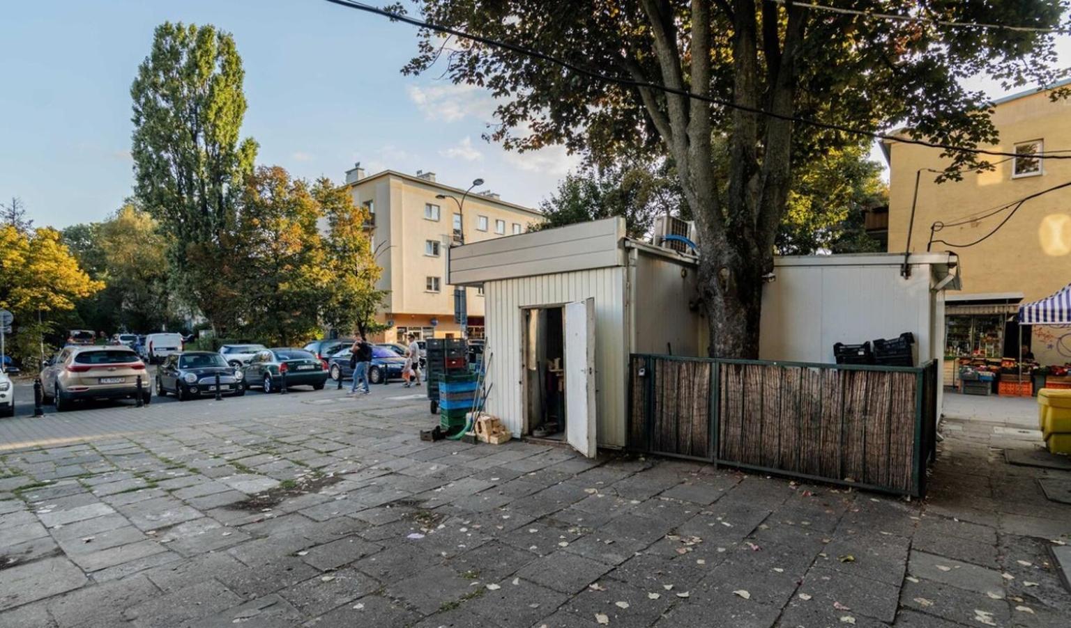 Apartment Kraushara I Chestnut