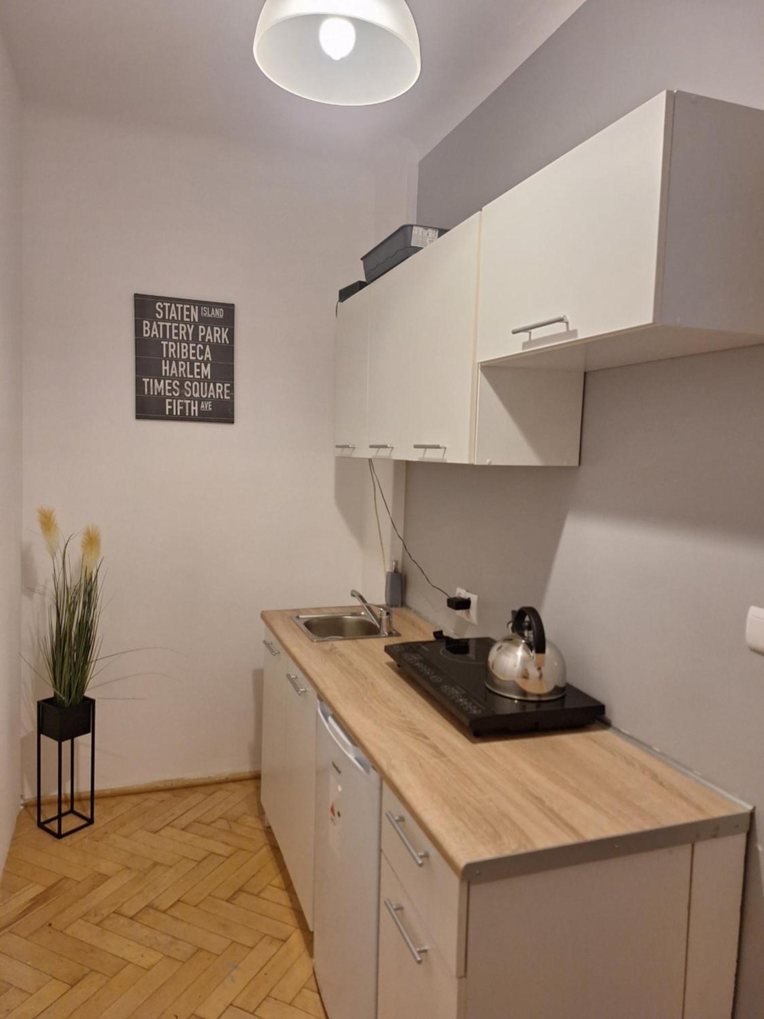 Apartment Regem Aleja Solidarnosci *