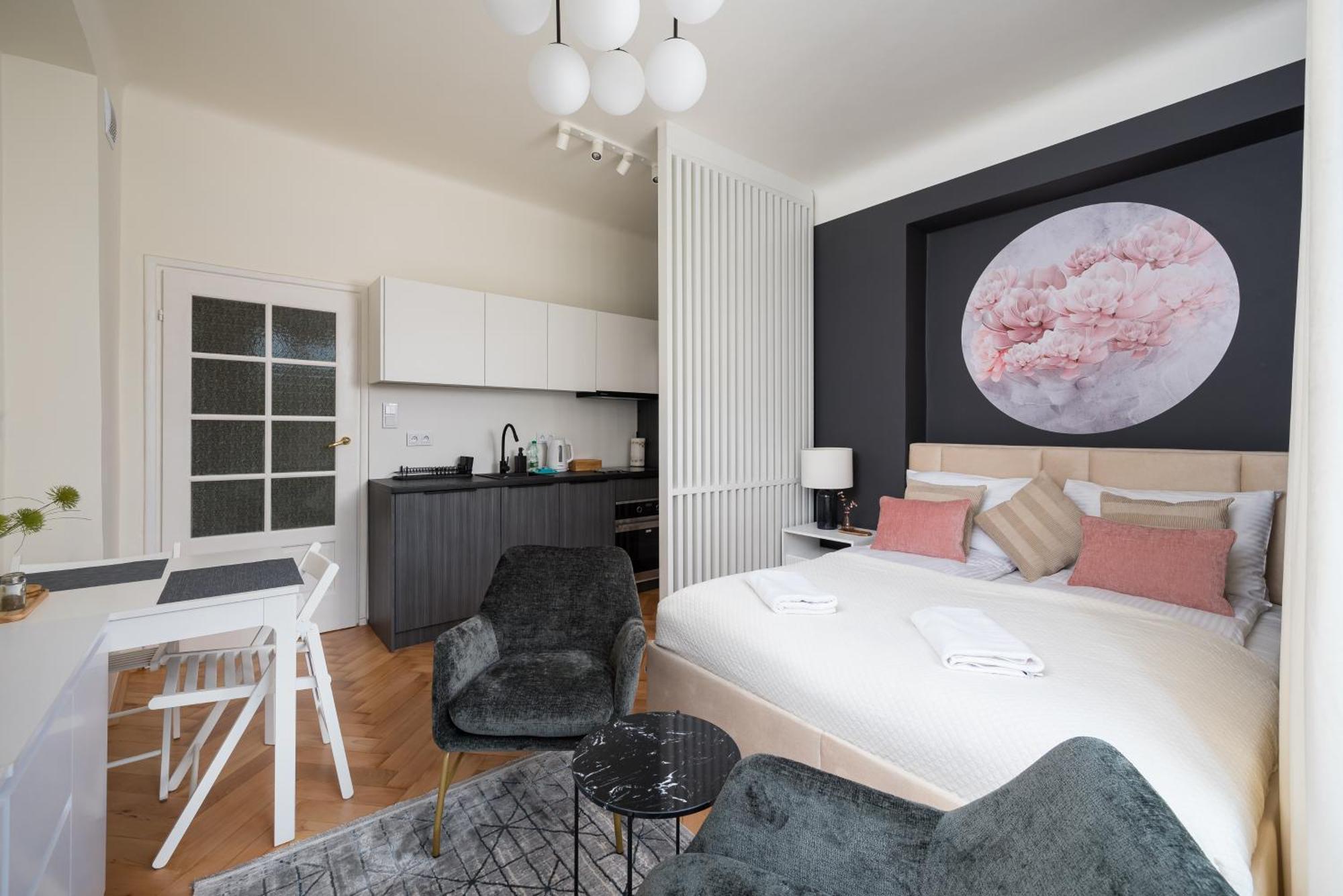 Heart Of Apartment