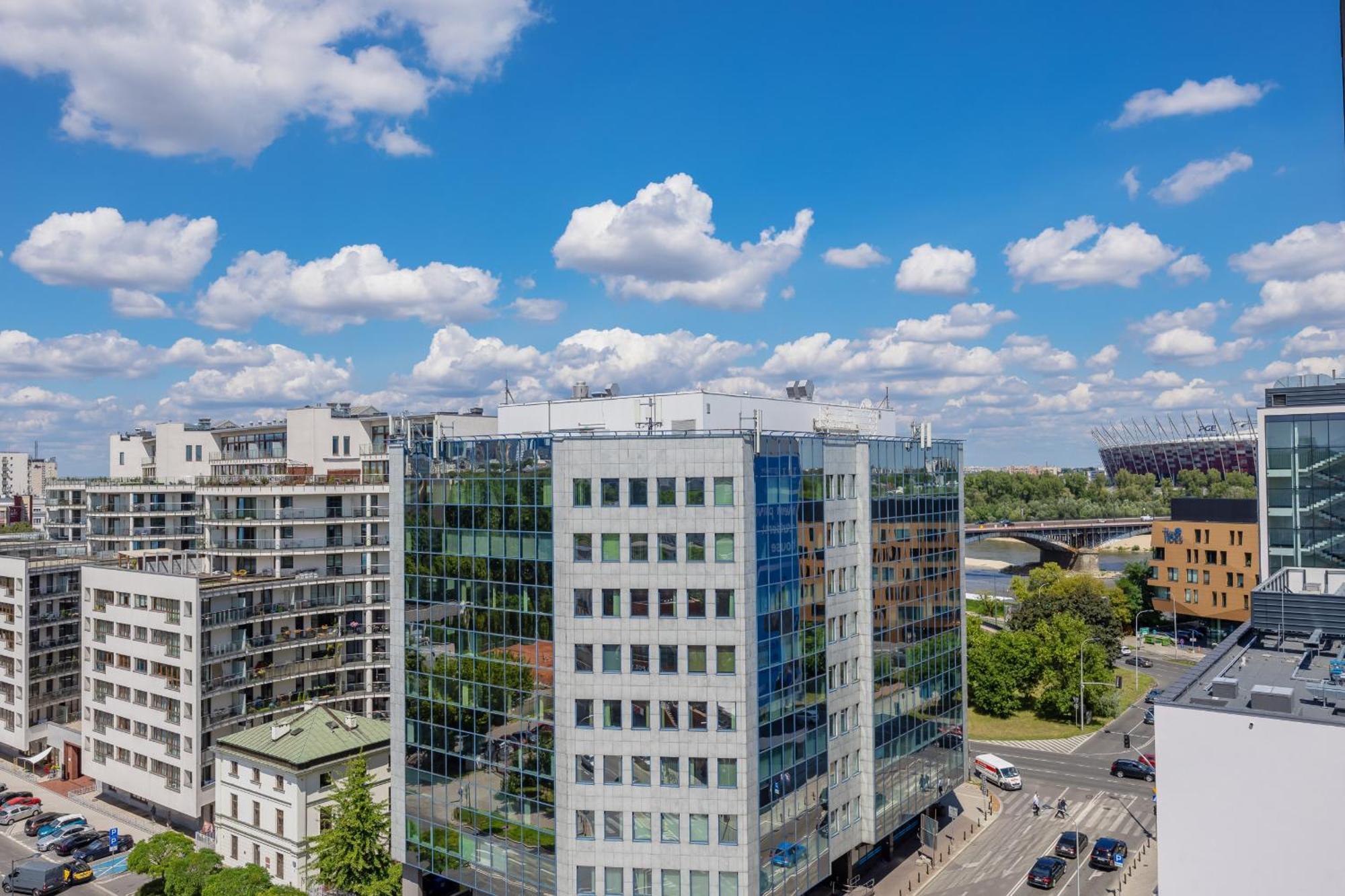 Ludna Overlooking The Center By The Vistula River By Renters