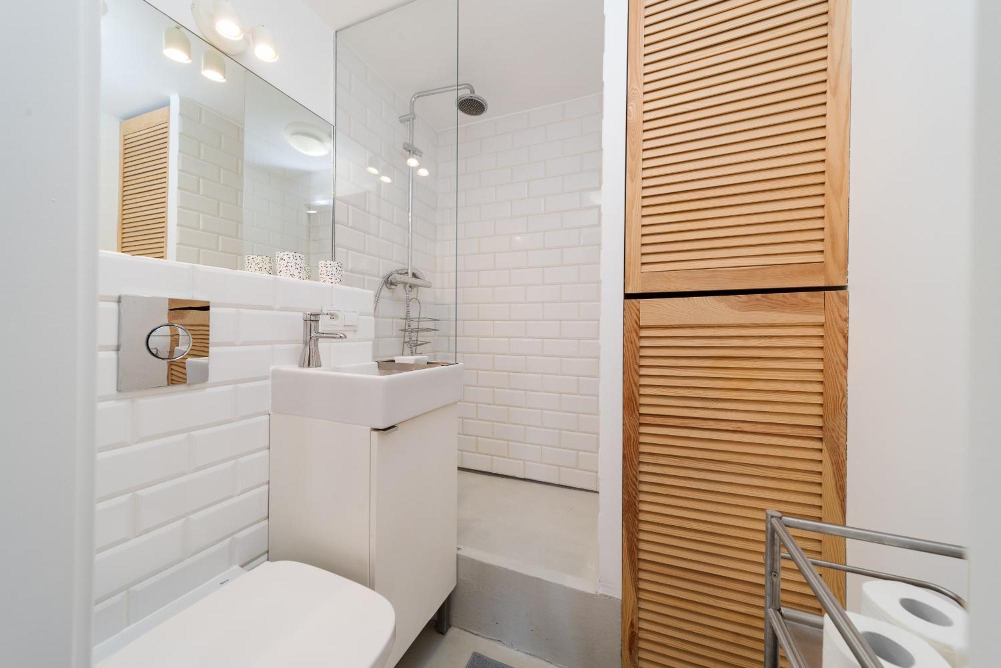 Apartment Wiejska 20 By Homeprime