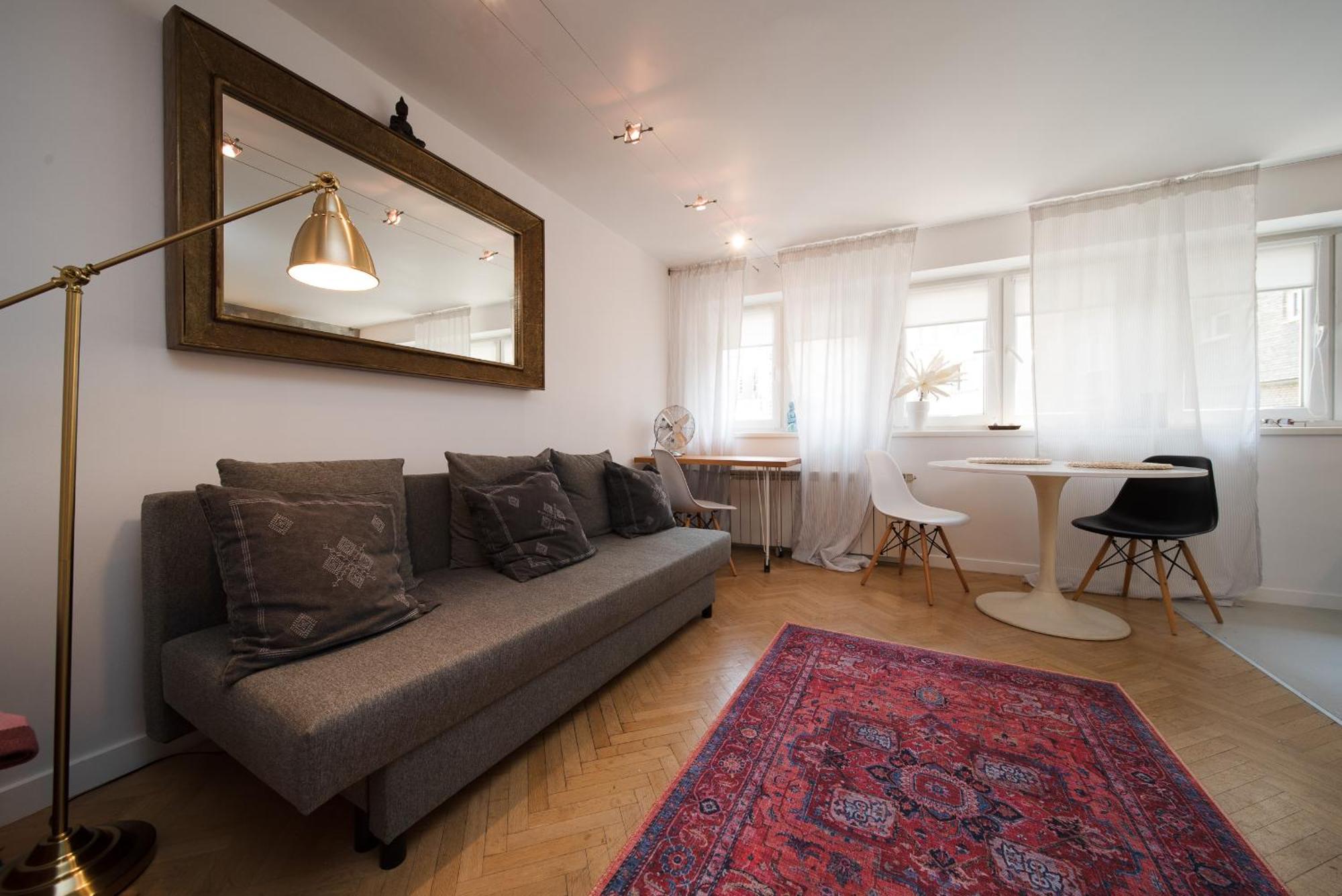 Apartment Wiejska 20 By Homeprime Warsaw
