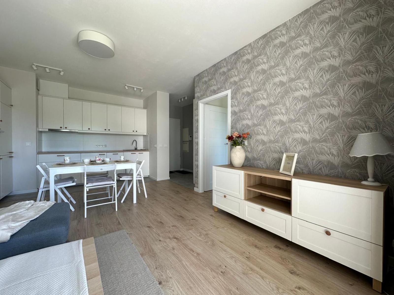 Apartment Superapart Dereniowa 60, Cozy Urban Retreat, Perfect Family Getaway *