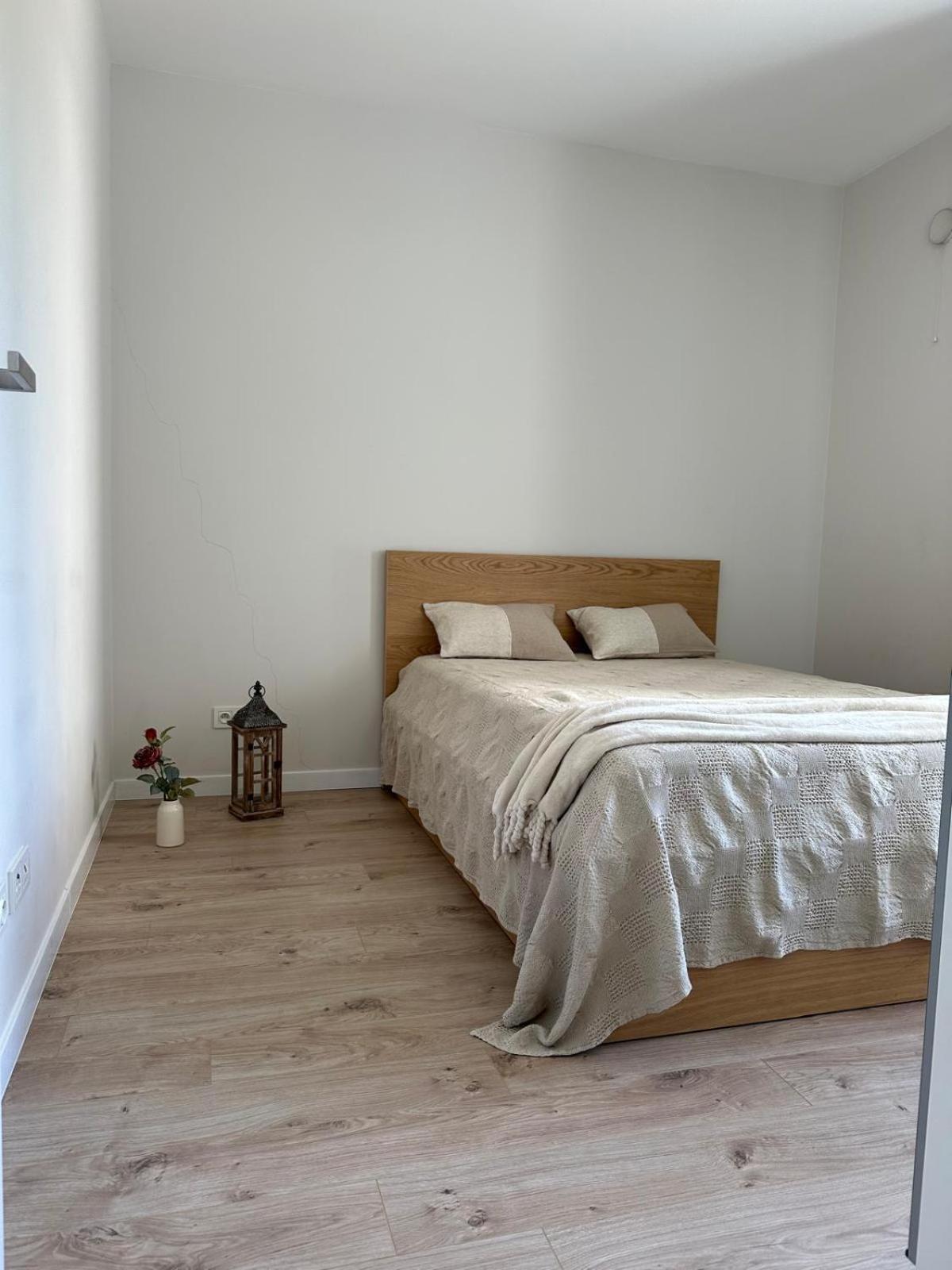 Apartment Superapart Dereniowa 60, Cozy Urban Retreat, Perfect Family Getaway