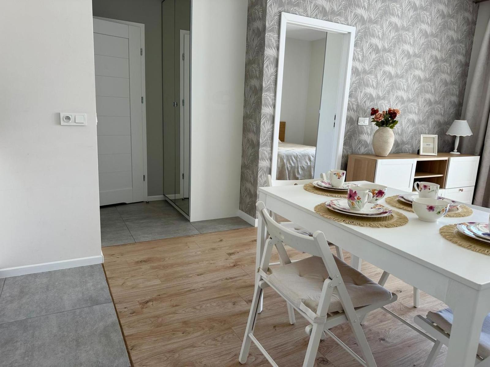 Apartment Superapart Dereniowa 60, Cozy Urban Retreat, Perfect Family Getaway