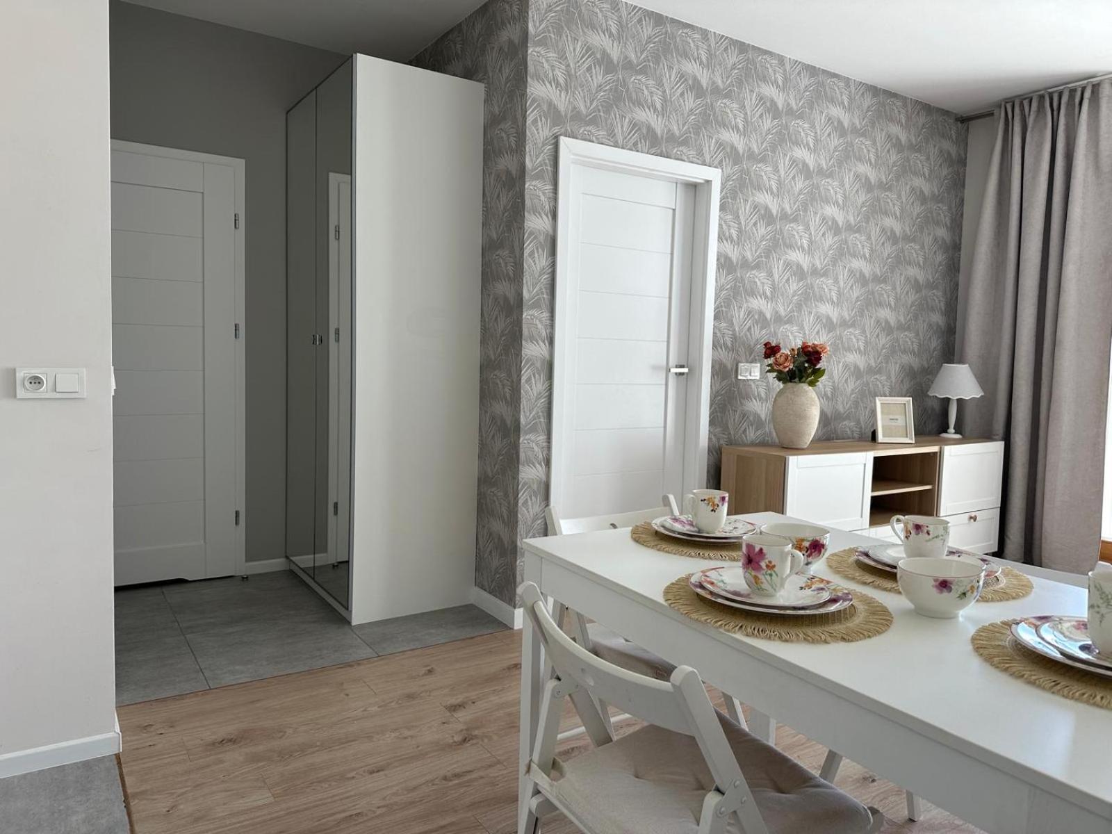 Superapart Dereniowa 60, Cozy Urban Retreat, Perfect Family Getaway Warsaw