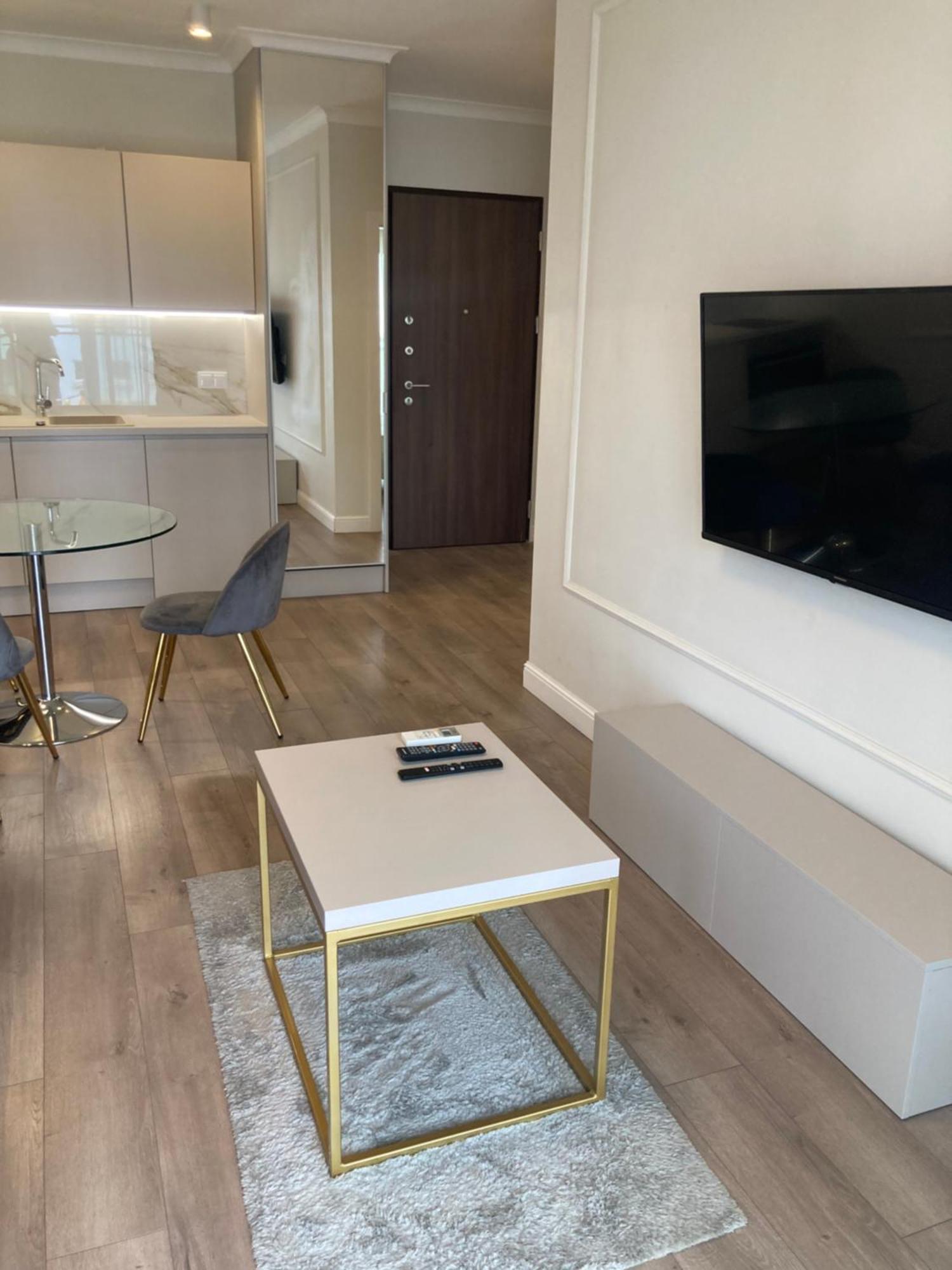 Khách sạn hẻo lánh Platinum Towers