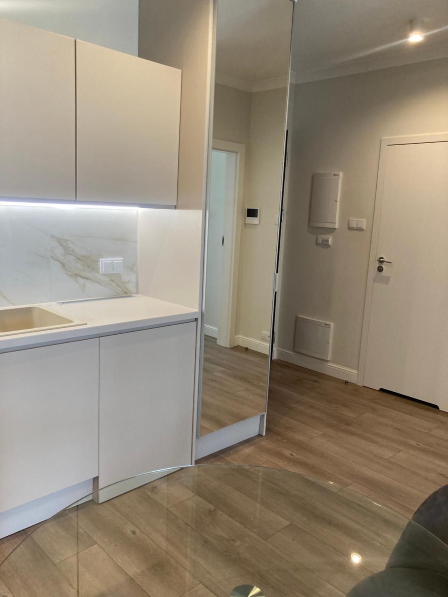 Platinum Towers Khách sạn hẻo lánh Warsaw
