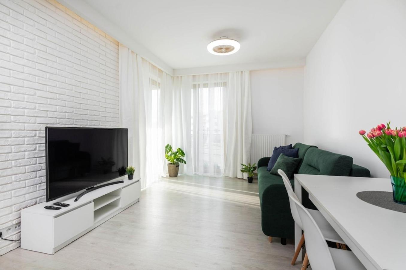 Pinacolada Lux Mokotow * Warszawa