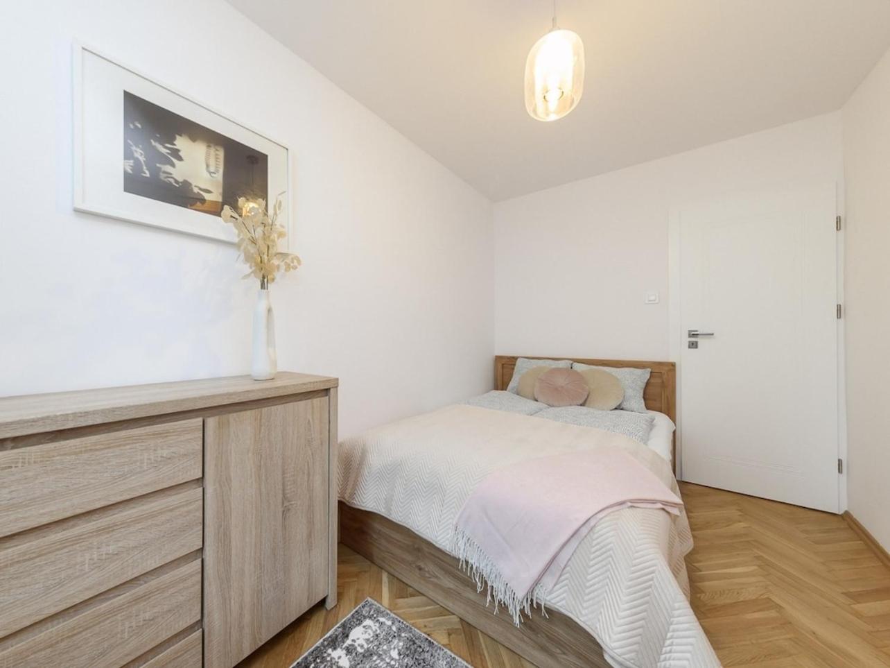 Latte Centre Apartment *