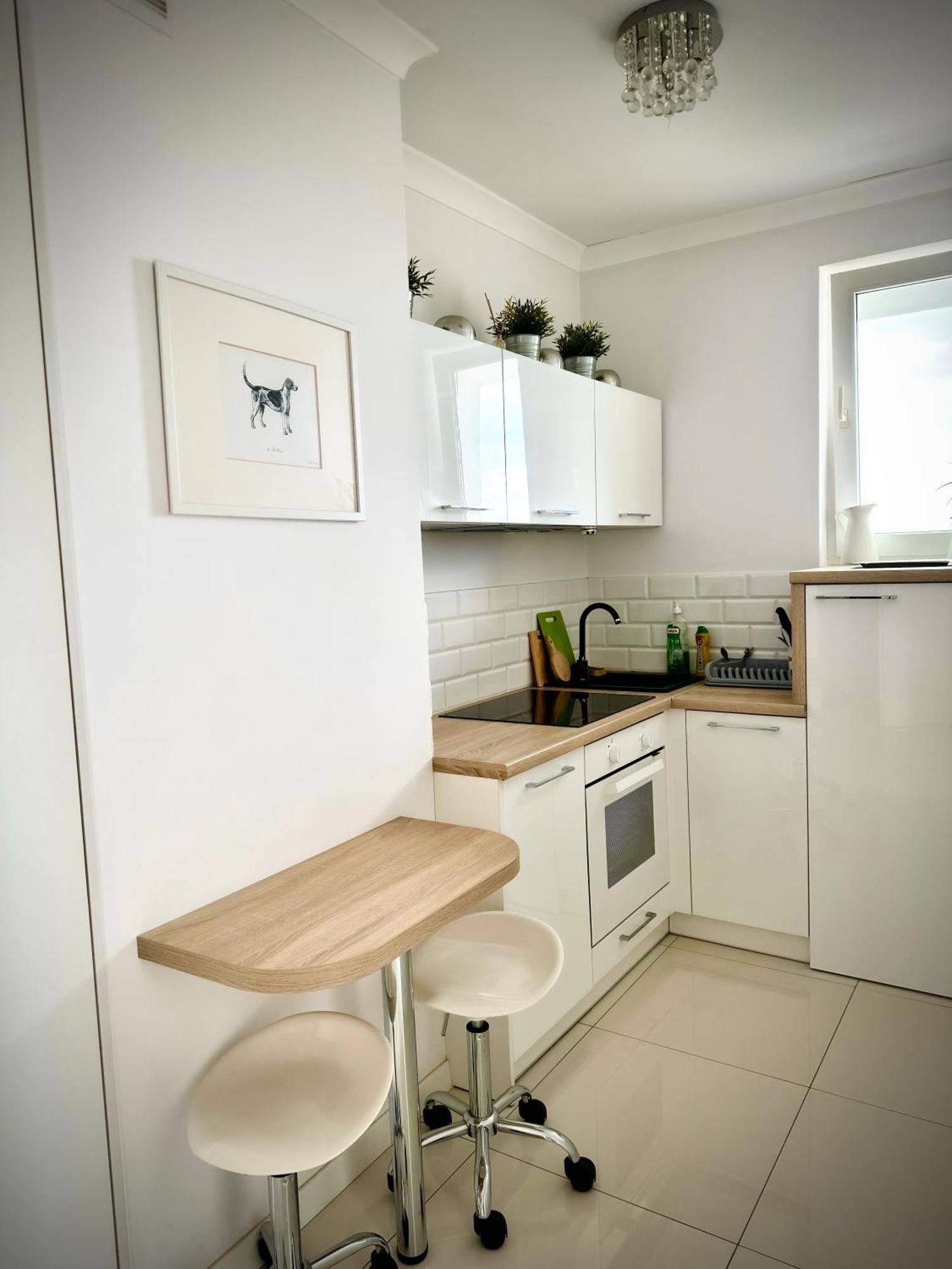 40 M2 Centrum- 1km Od Dworca Centralnego- Piekny Widok Na Warszawe- Nowo Grodzka Apartment