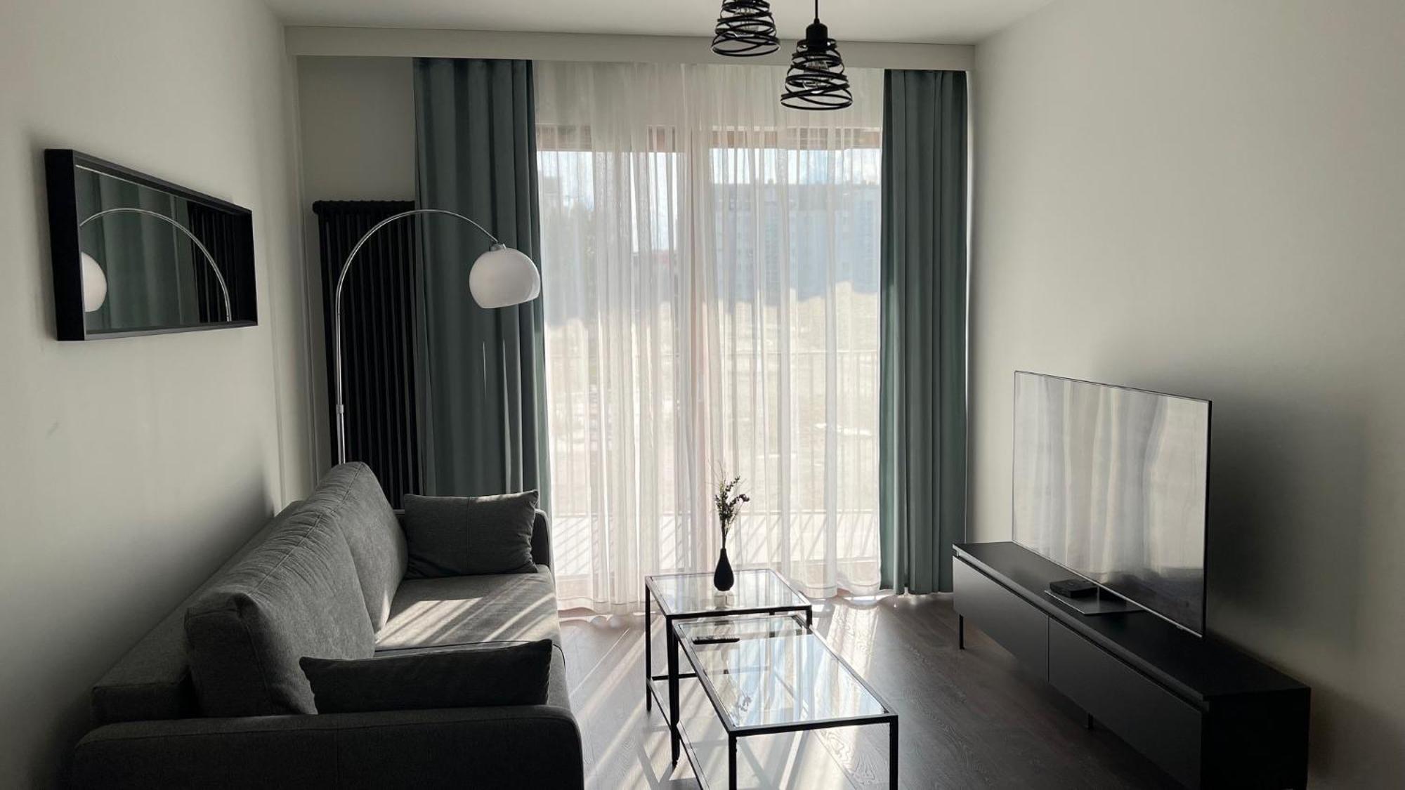 Rytm - Metro Kabaty Apartment Warsaw