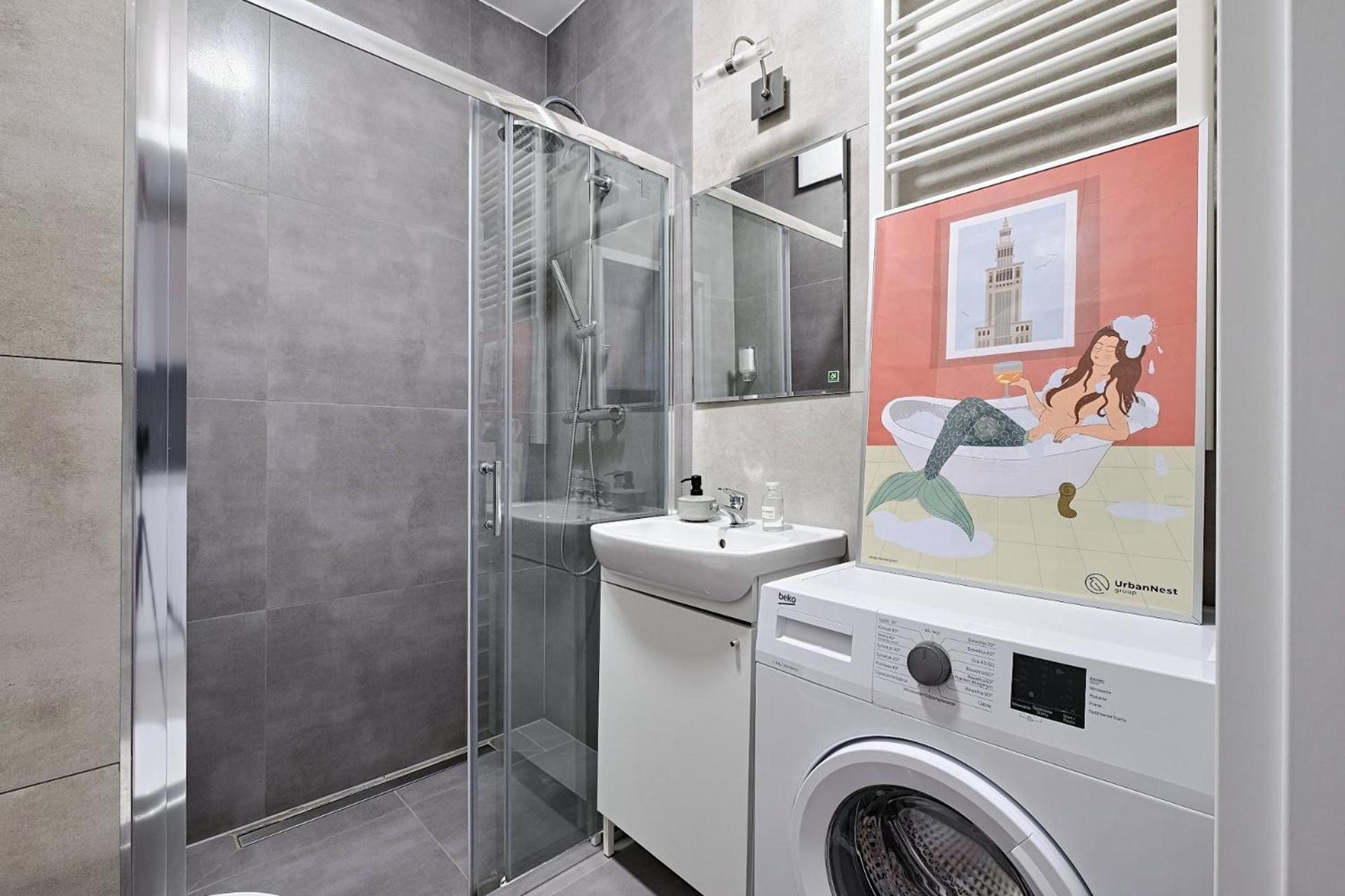 Urbannestgroup - Old Town S27 *