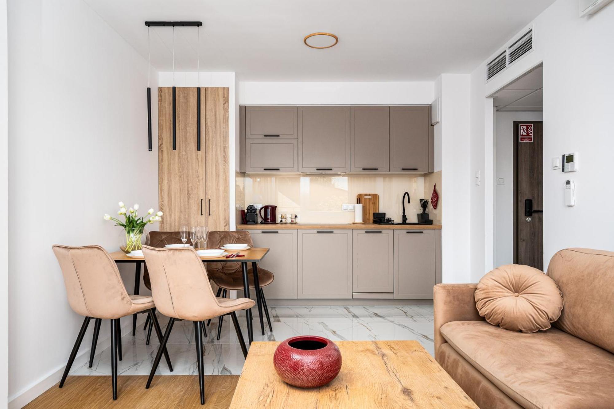 Pileckiego Aparthotel Warsaw